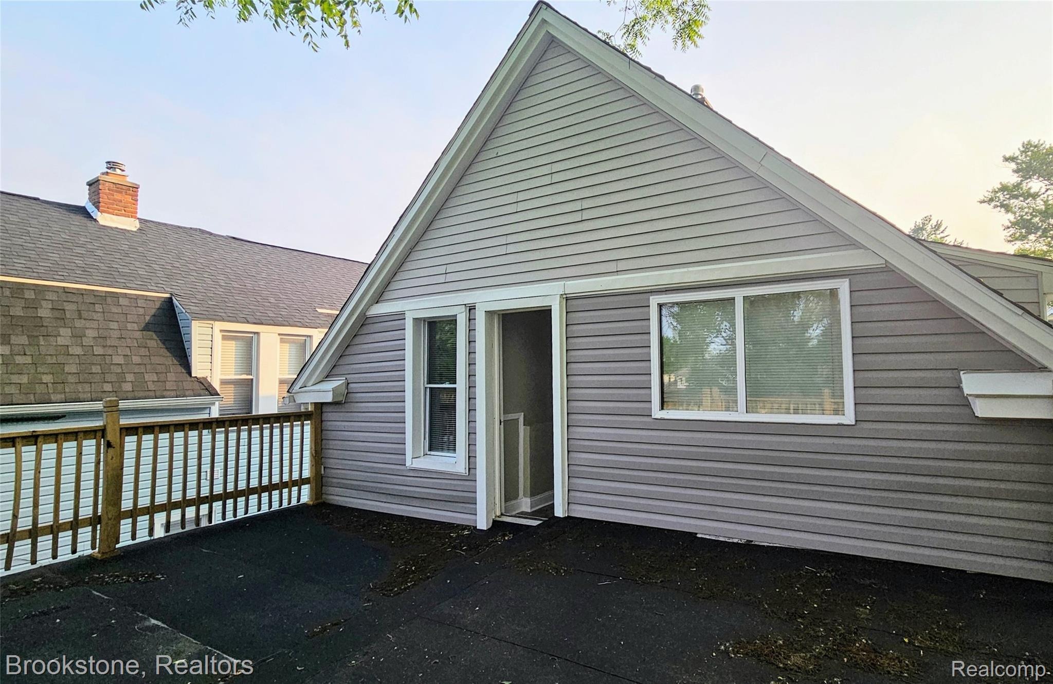 2520 Seyburn Street Property Photo 42