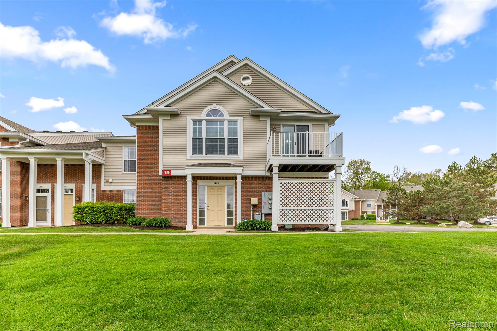16015 Morningside Property Photo 1