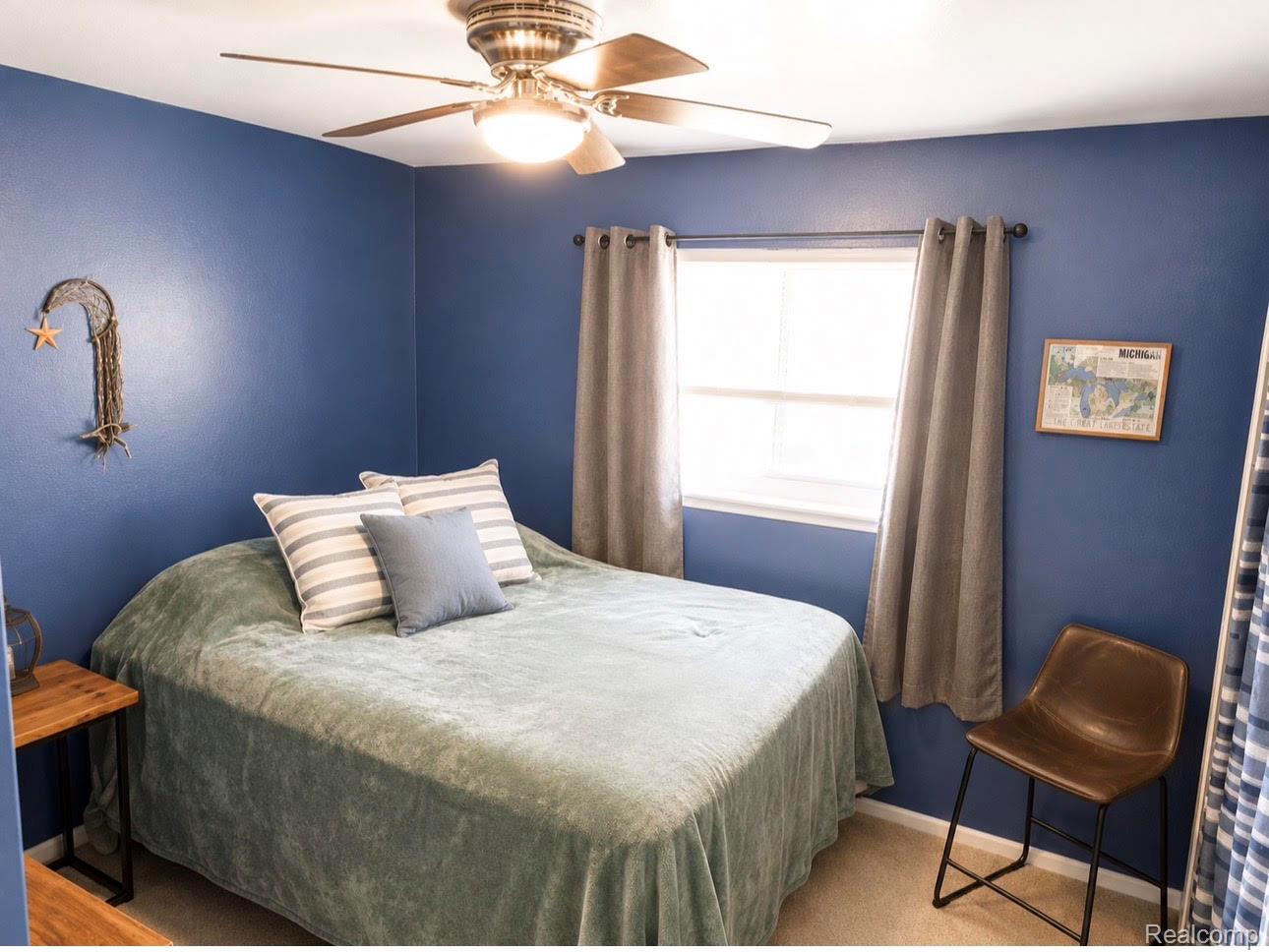 14033 Edison Drive Property Photo 4