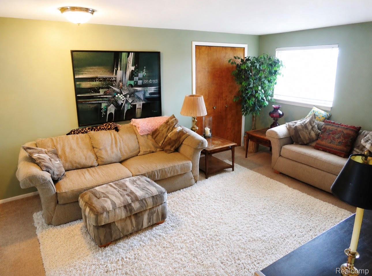 14033 Edison Drive Property Photo 10