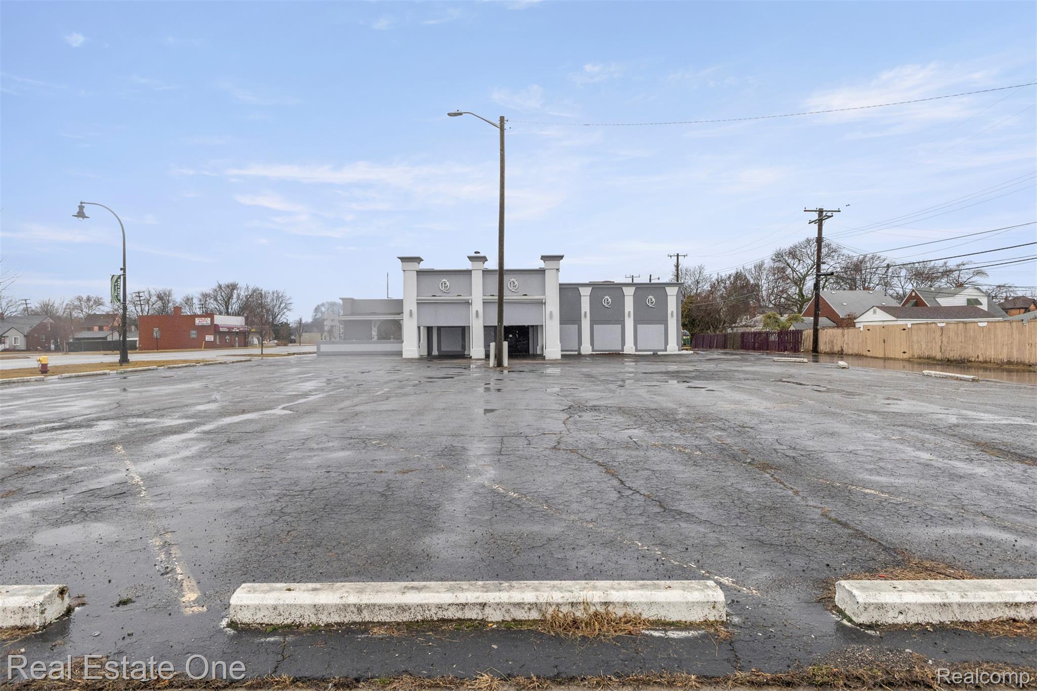 16736 Ecorse Road Property Photo 1