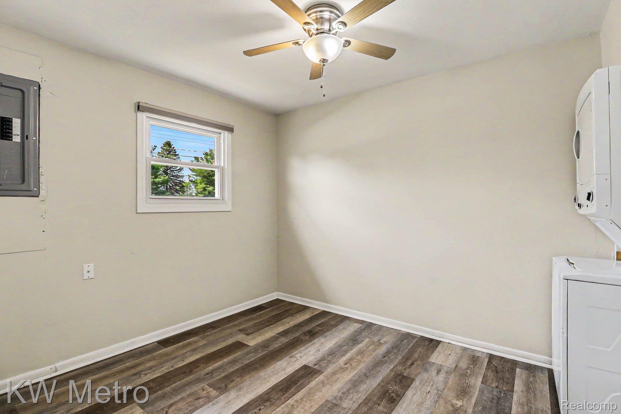 657 Dunleavy Drive Property Photo 15