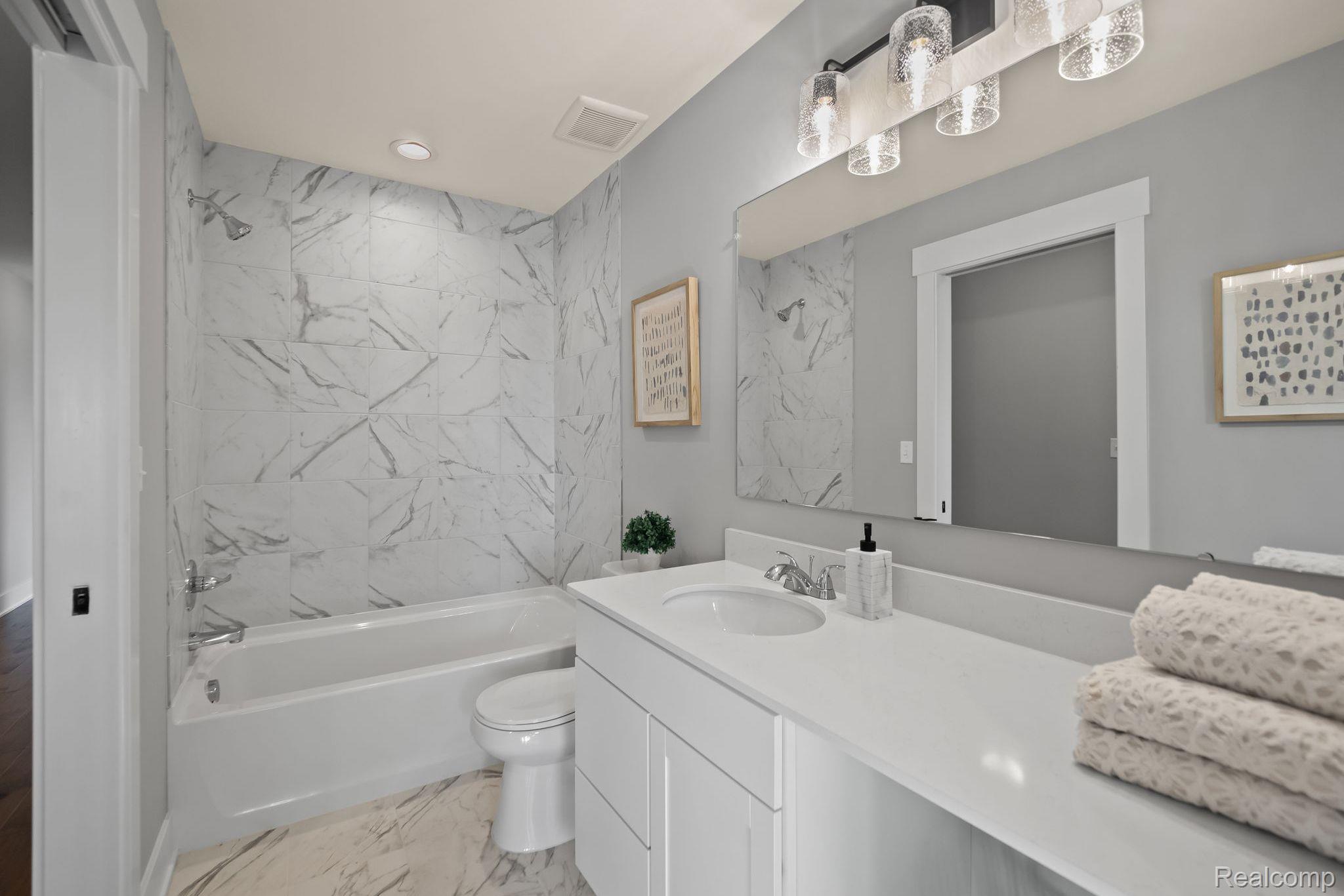 14087 Regatta Bay Drive Property Photo 11
