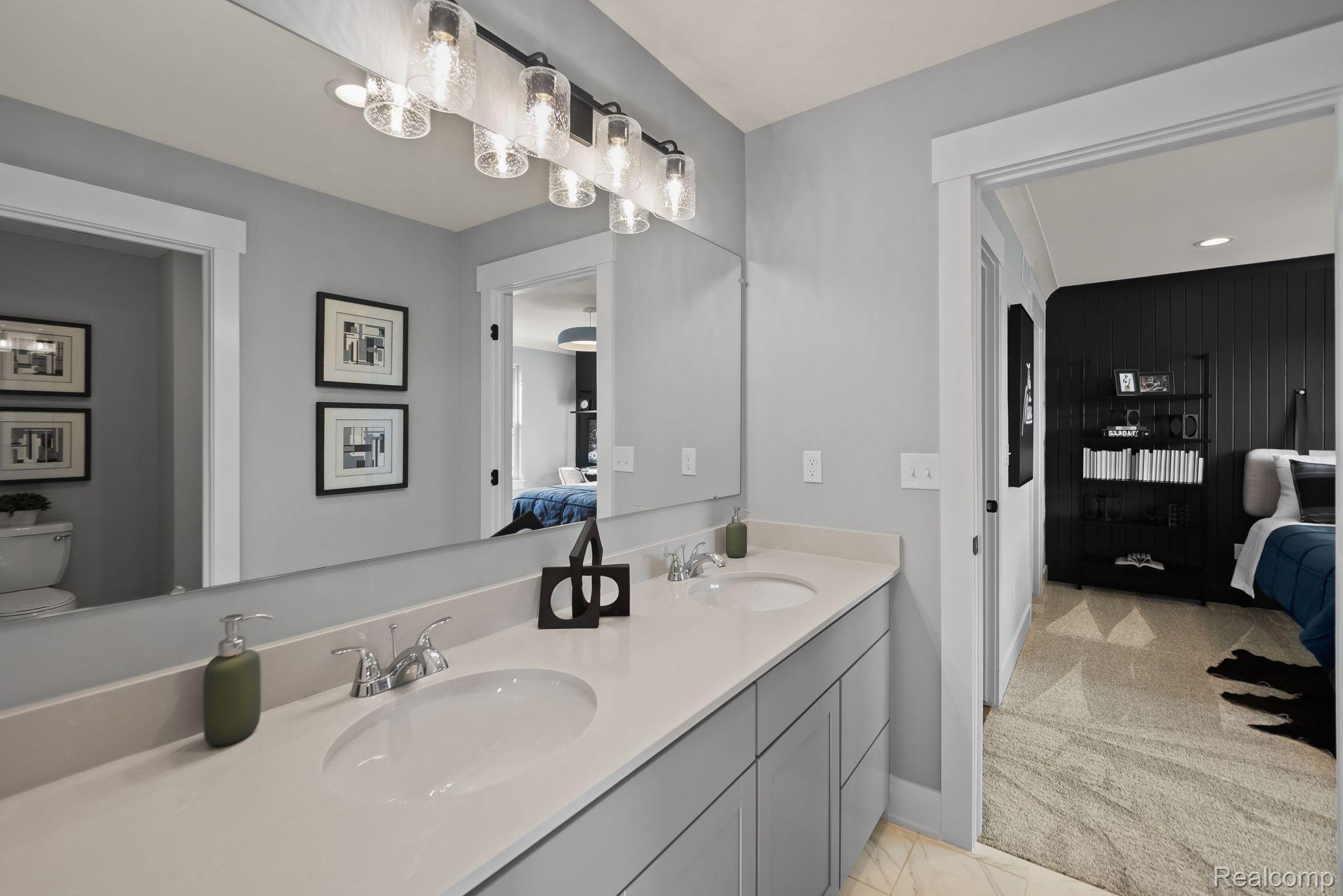14087 Regatta Bay Drive Property Photo 14