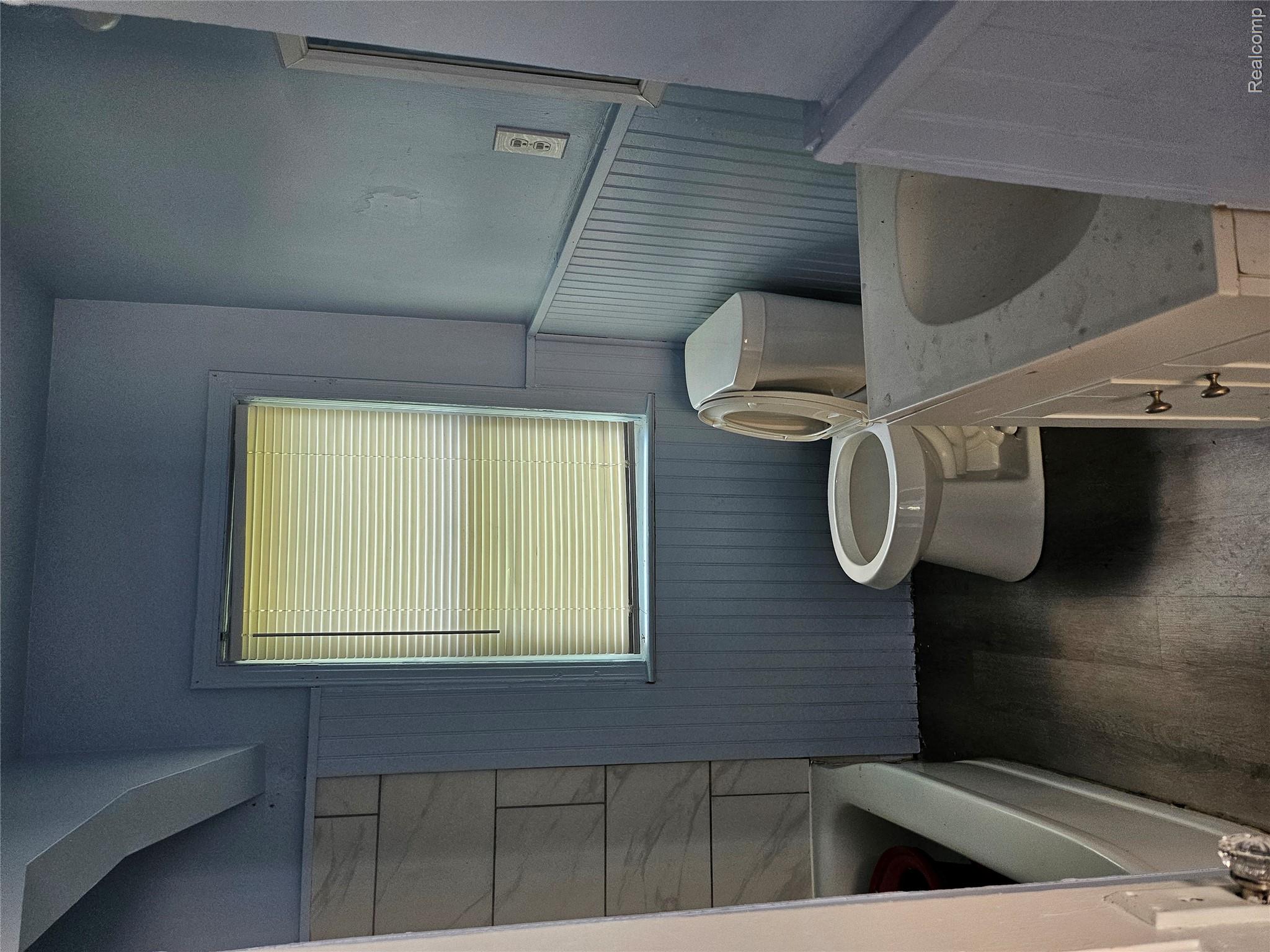 15340 Braile Property Photo 3