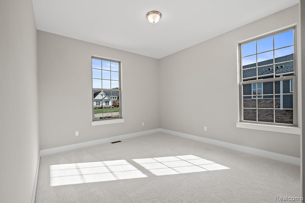 1057 Overlook Drive Property Photo 26