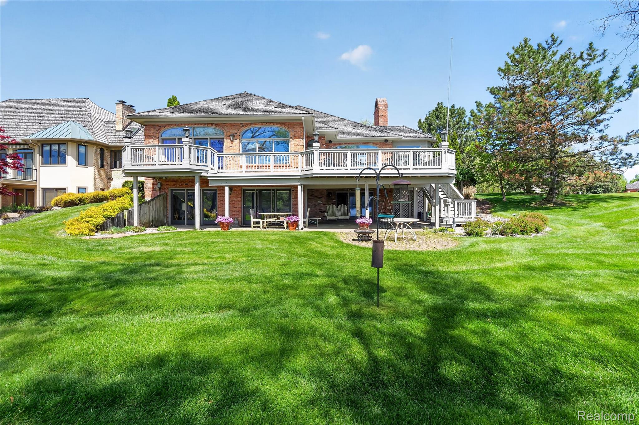 24 Chateaux Du Lac Property Photo 5