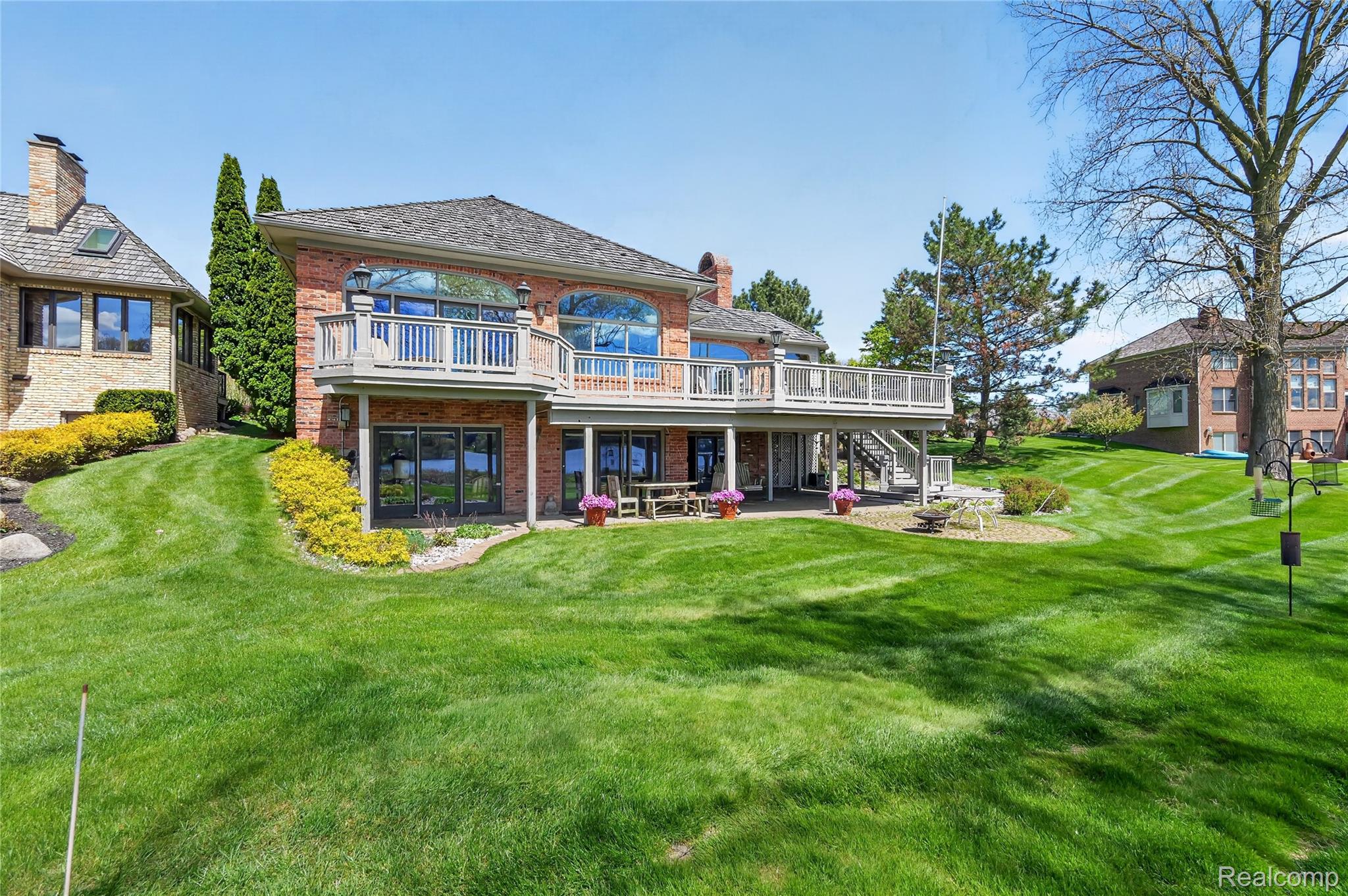 24 Chateaux Du Lac Property Photo 6