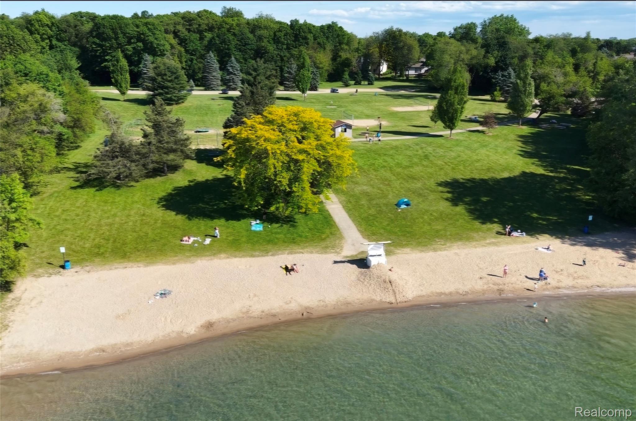 24 Chateaux Du Lac Property Photo 13