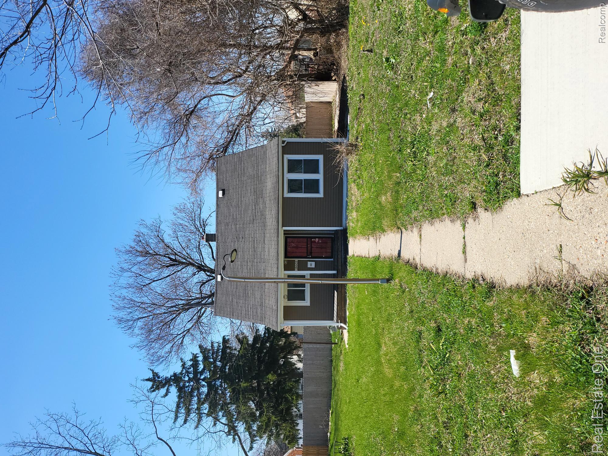 18603 Mackay Street Property Photo 1