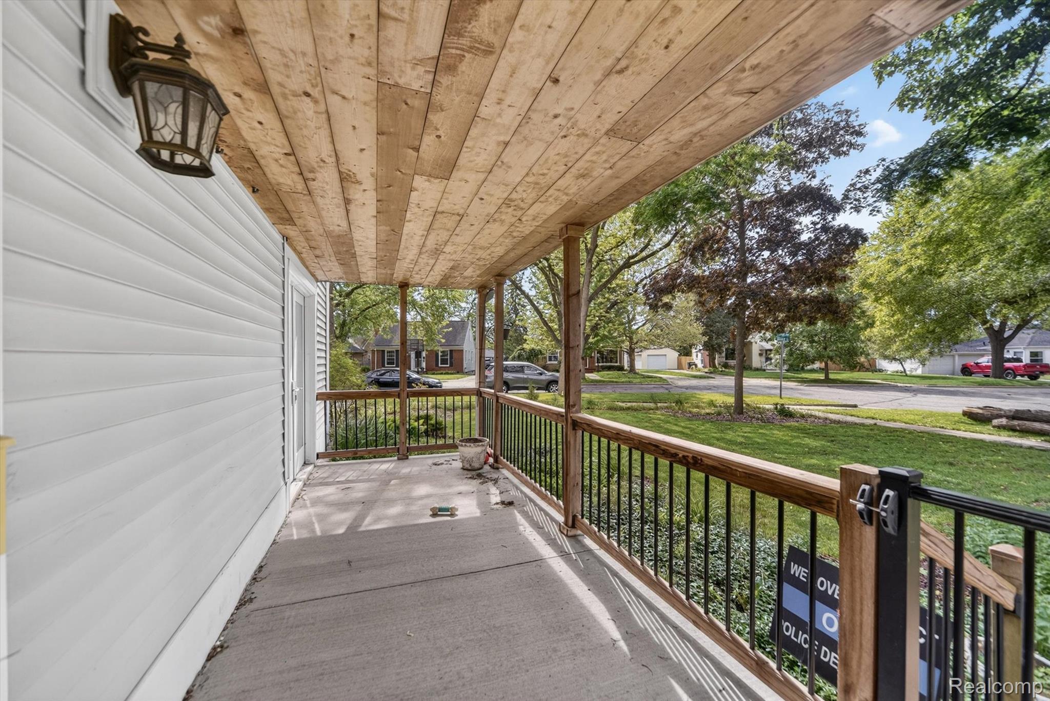 1404 Harvard Road Property Photo 6