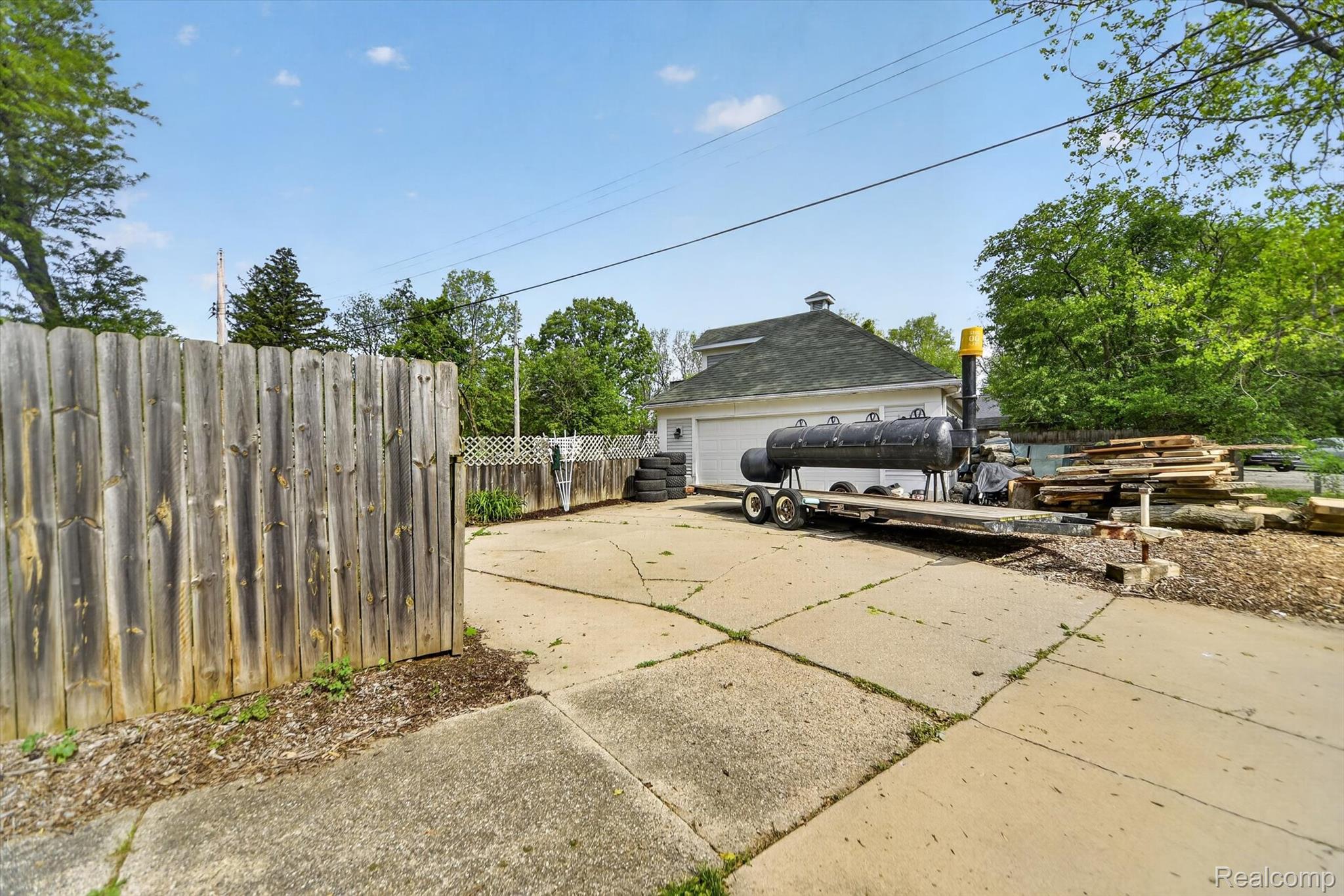 1404 Harvard Road Property Photo 43