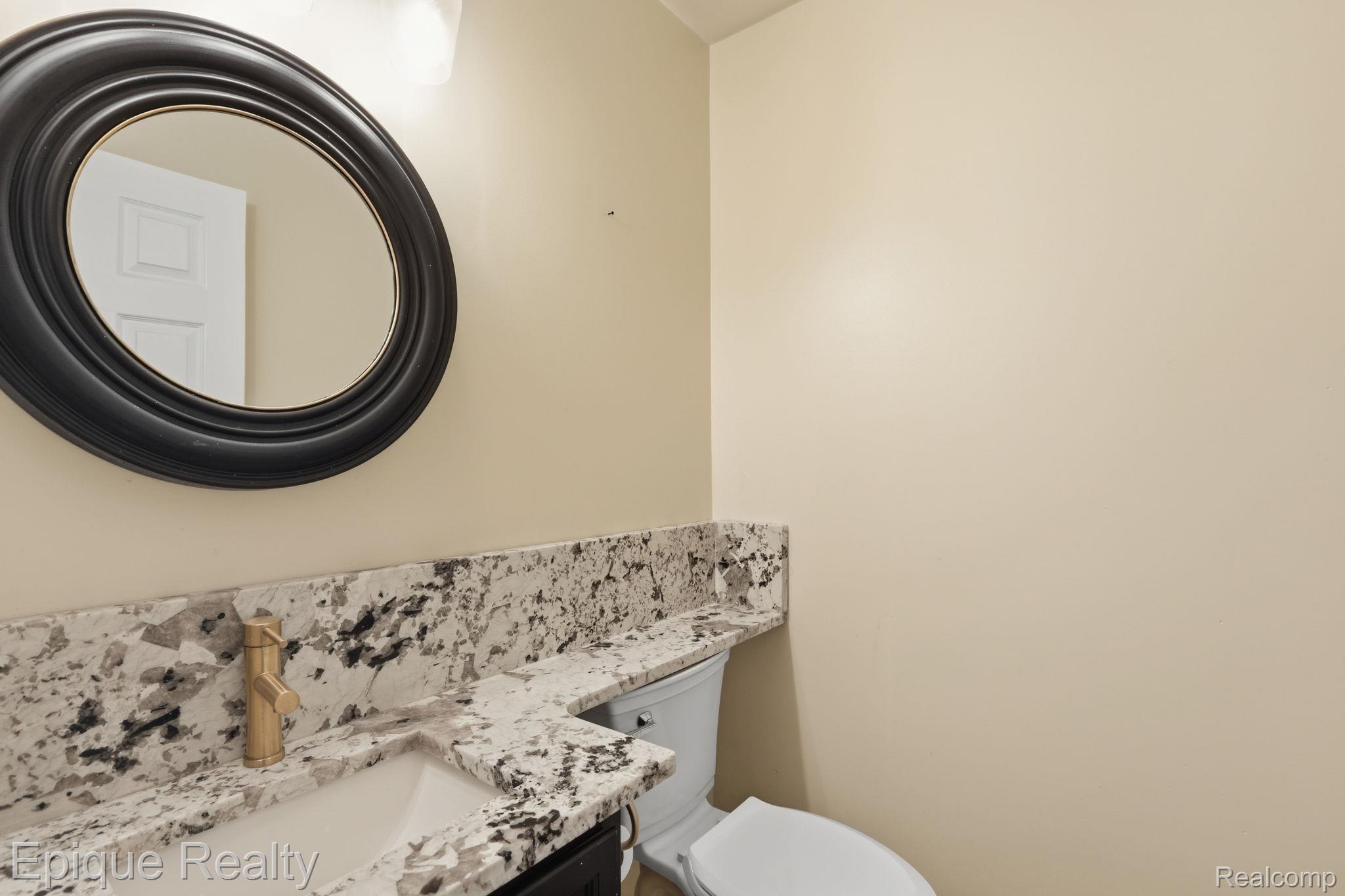 21370 Carlton Drive Property Photo 13