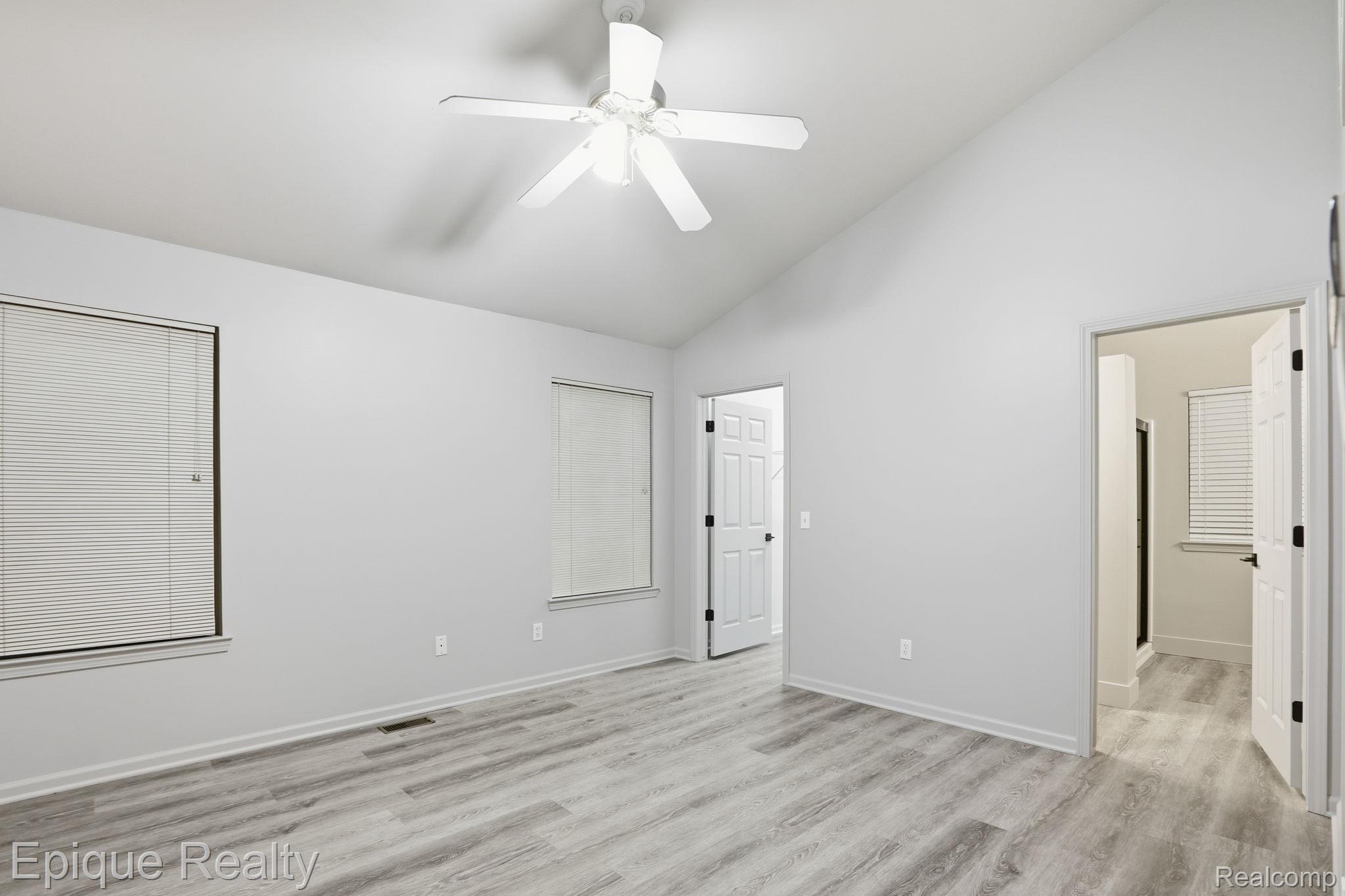 21370 Carlton Drive Property Photo 15