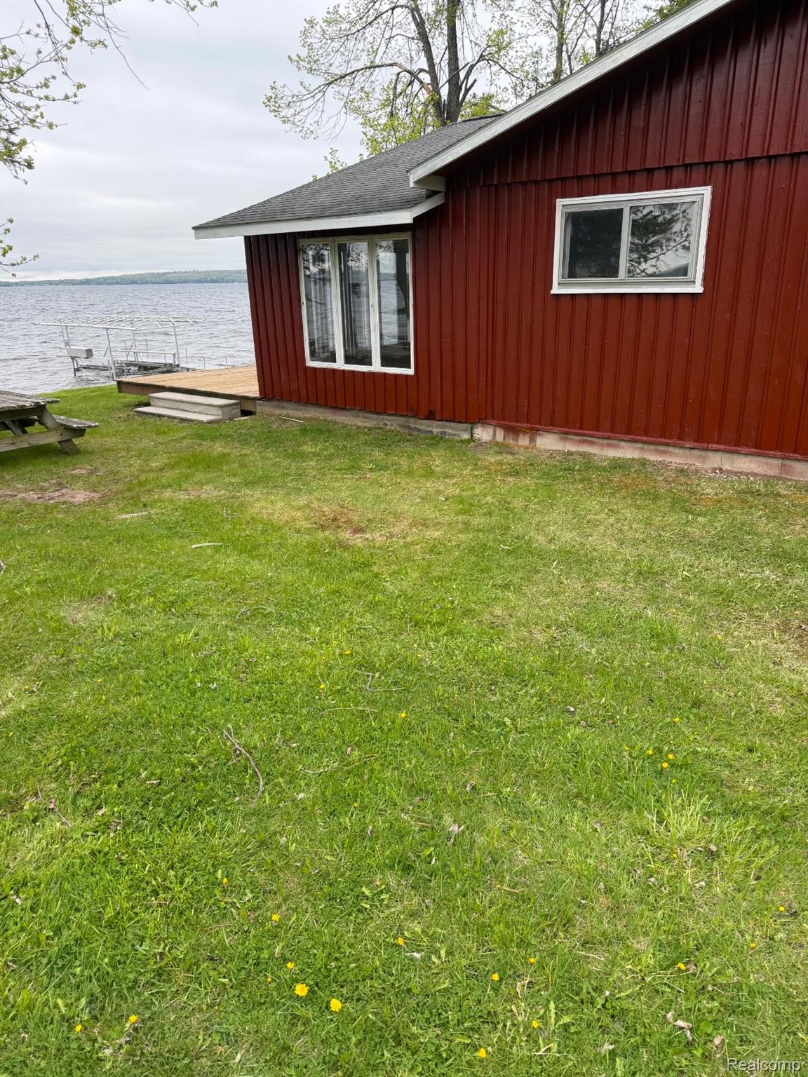 5136 Hardwood Trail Property Photo 4