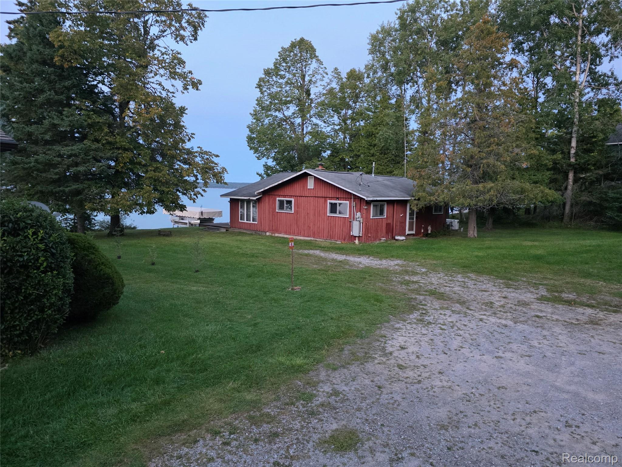 5136 Hardwood Trail Property Photo 7