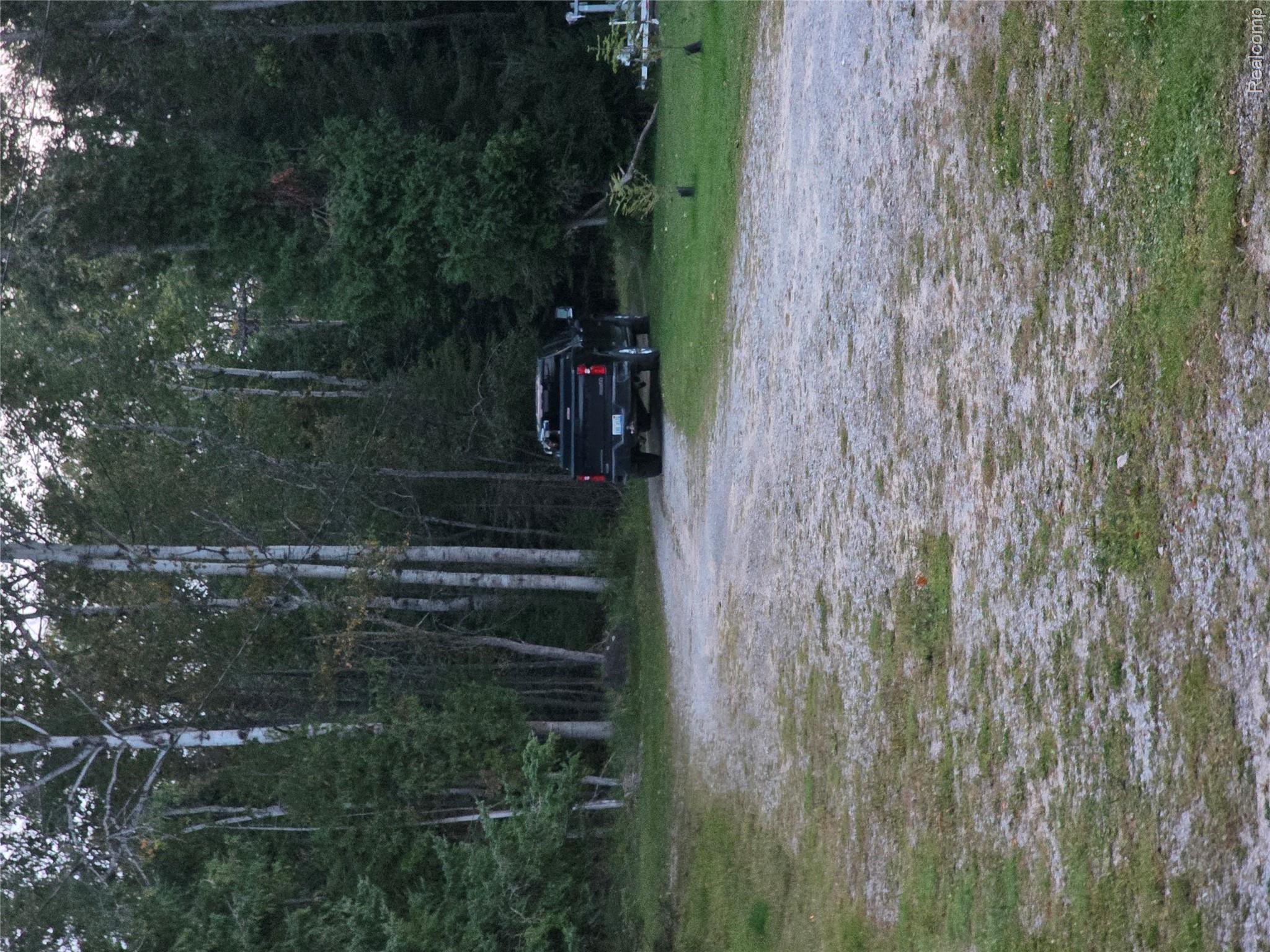 5136 Hardwood Trail Property Photo 9