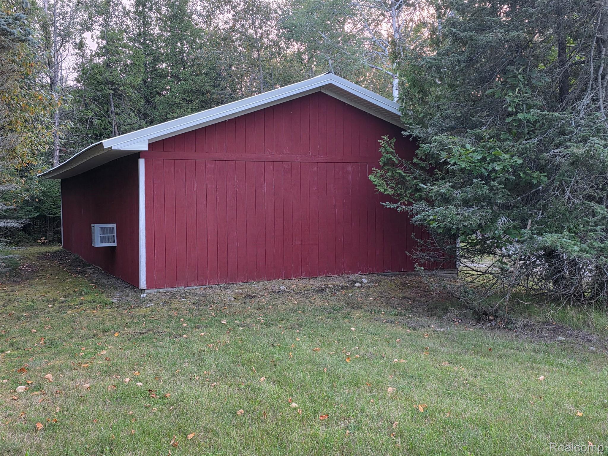 5136 Hardwood Trail Property Photo 15