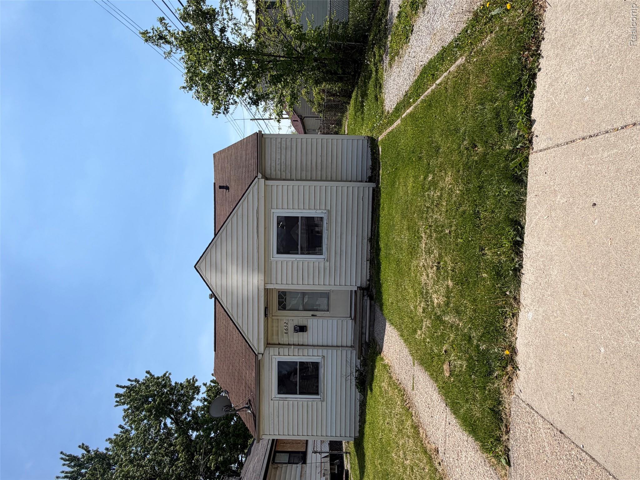 8632 Studebaker Avenue Property Photo 1