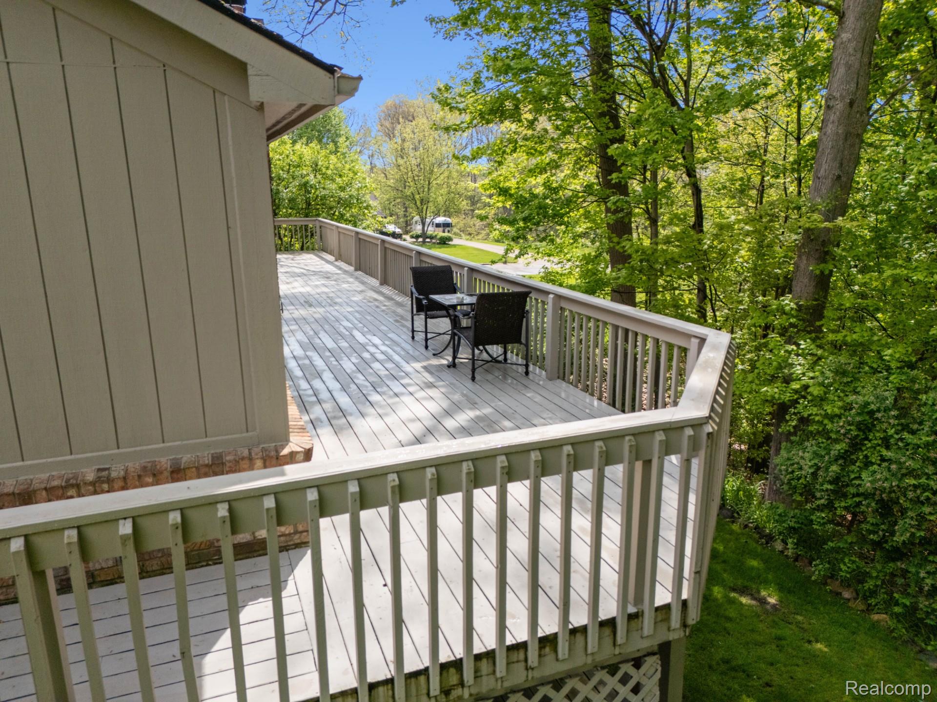 2484 Pine Hollow Trail Property Photo 38