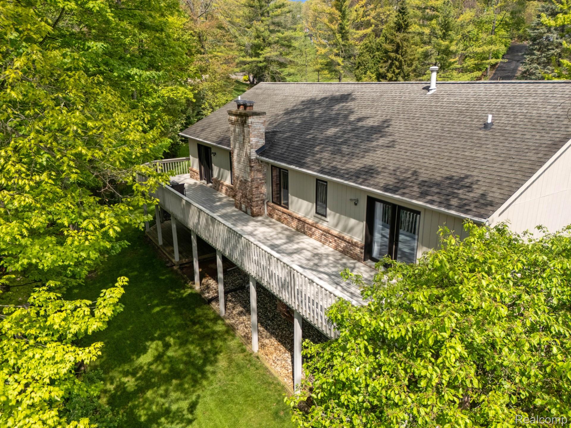 2484 Pine Hollow Trail Property Photo 43