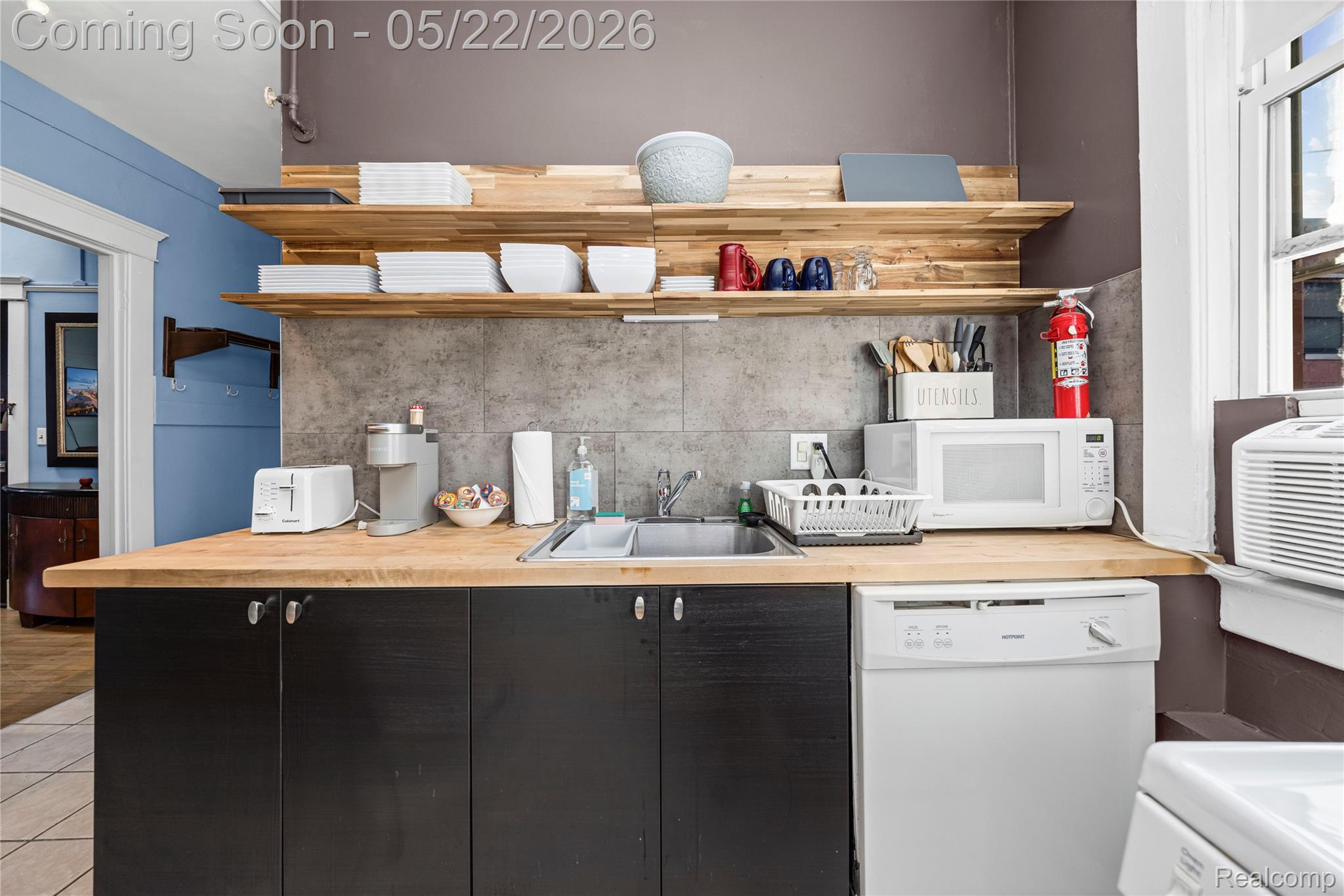 211 N Main Street 1 Property Photo 7