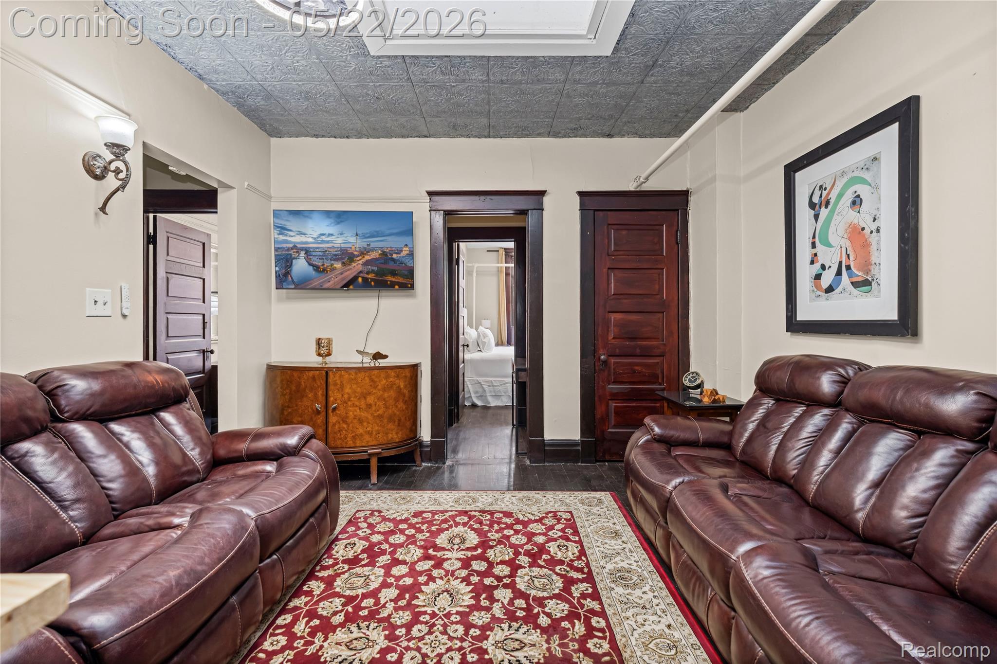 211 N Main Street 2 Property Photo 13