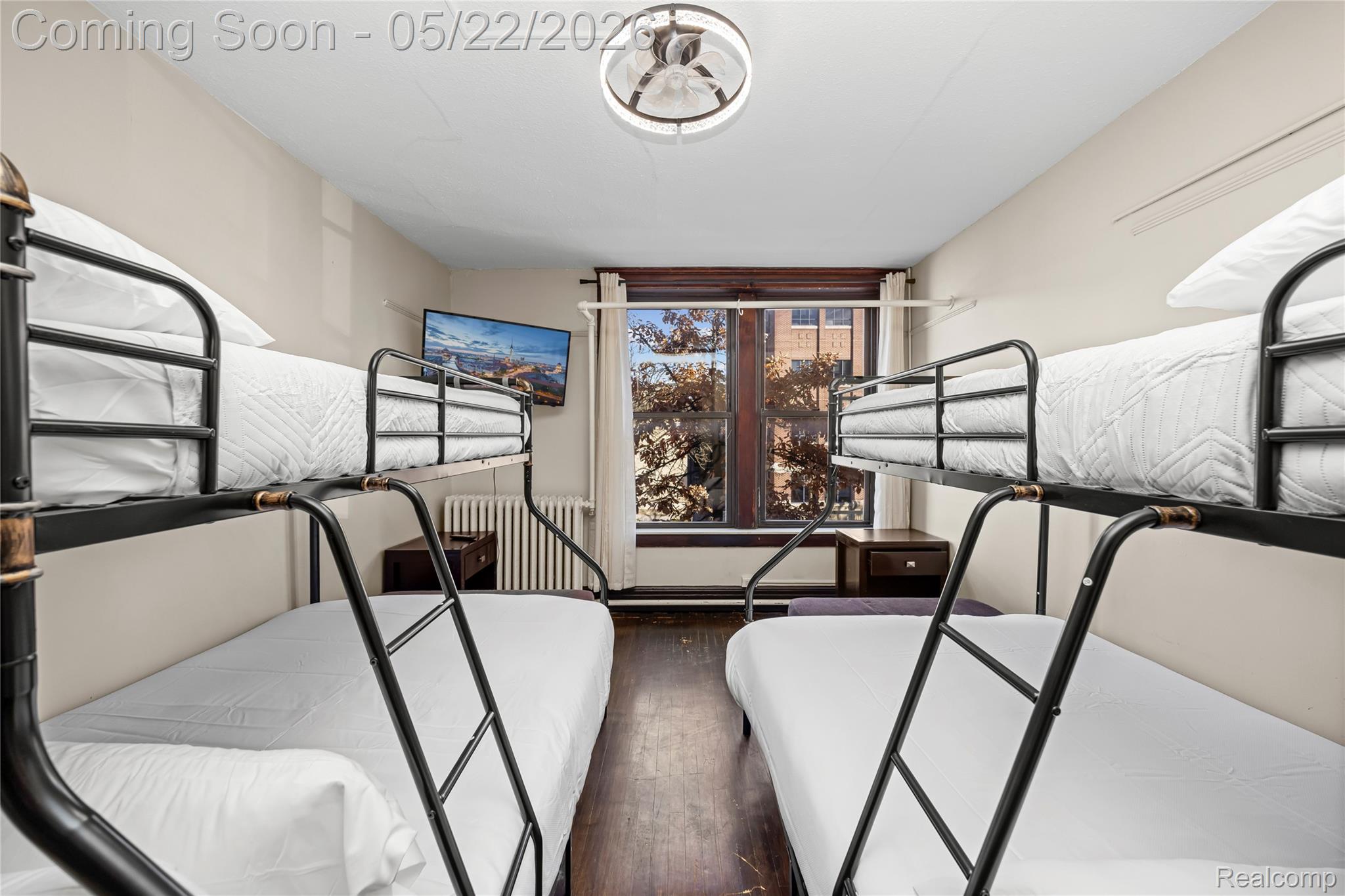 211 N Main Street 2 Property Photo 21