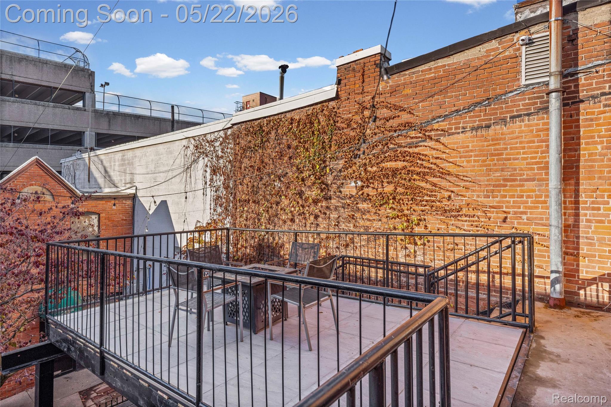 211 N Main Street 2 Property Photo 28