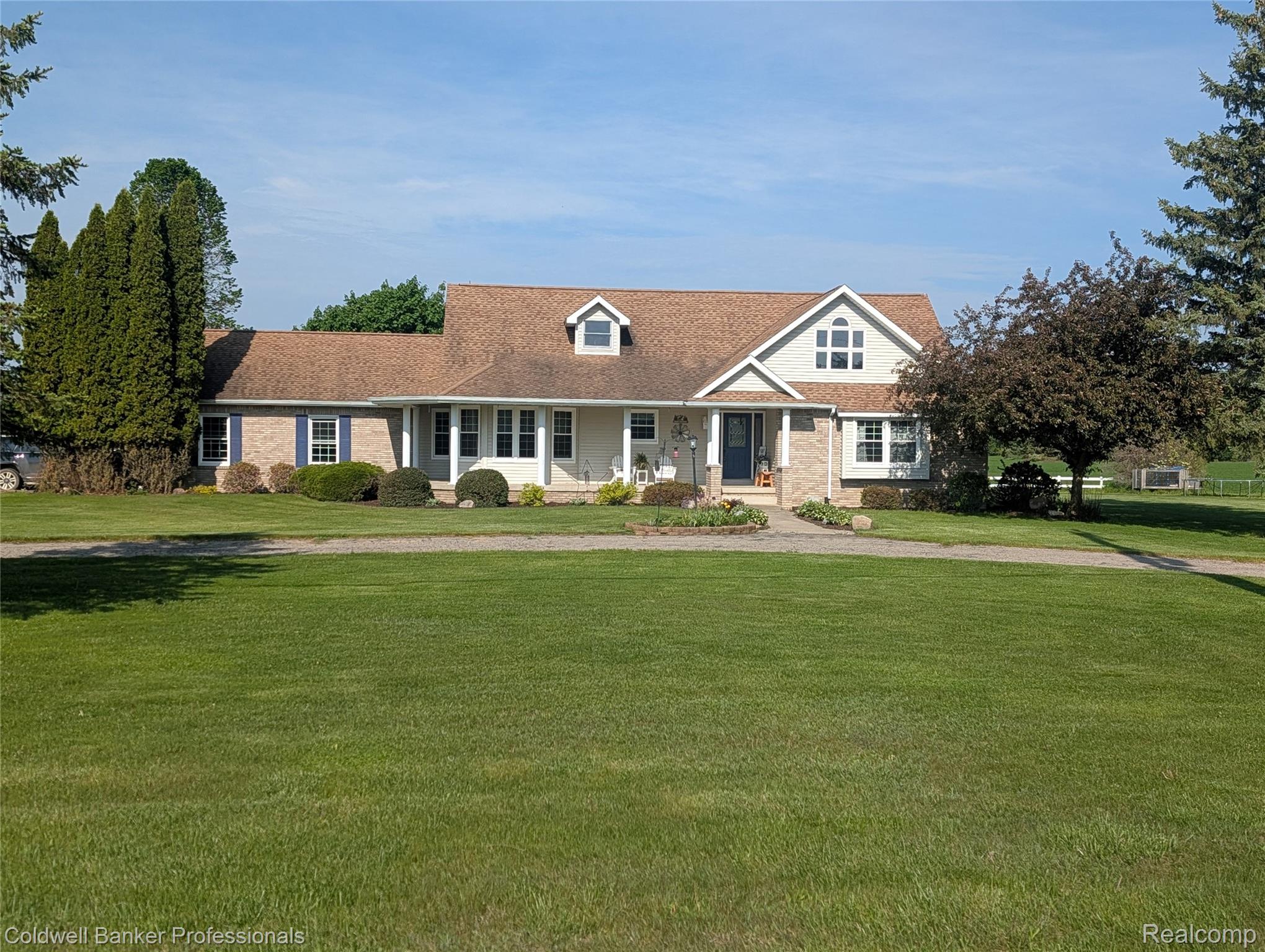 3210 Kingston Road Property Photo 1