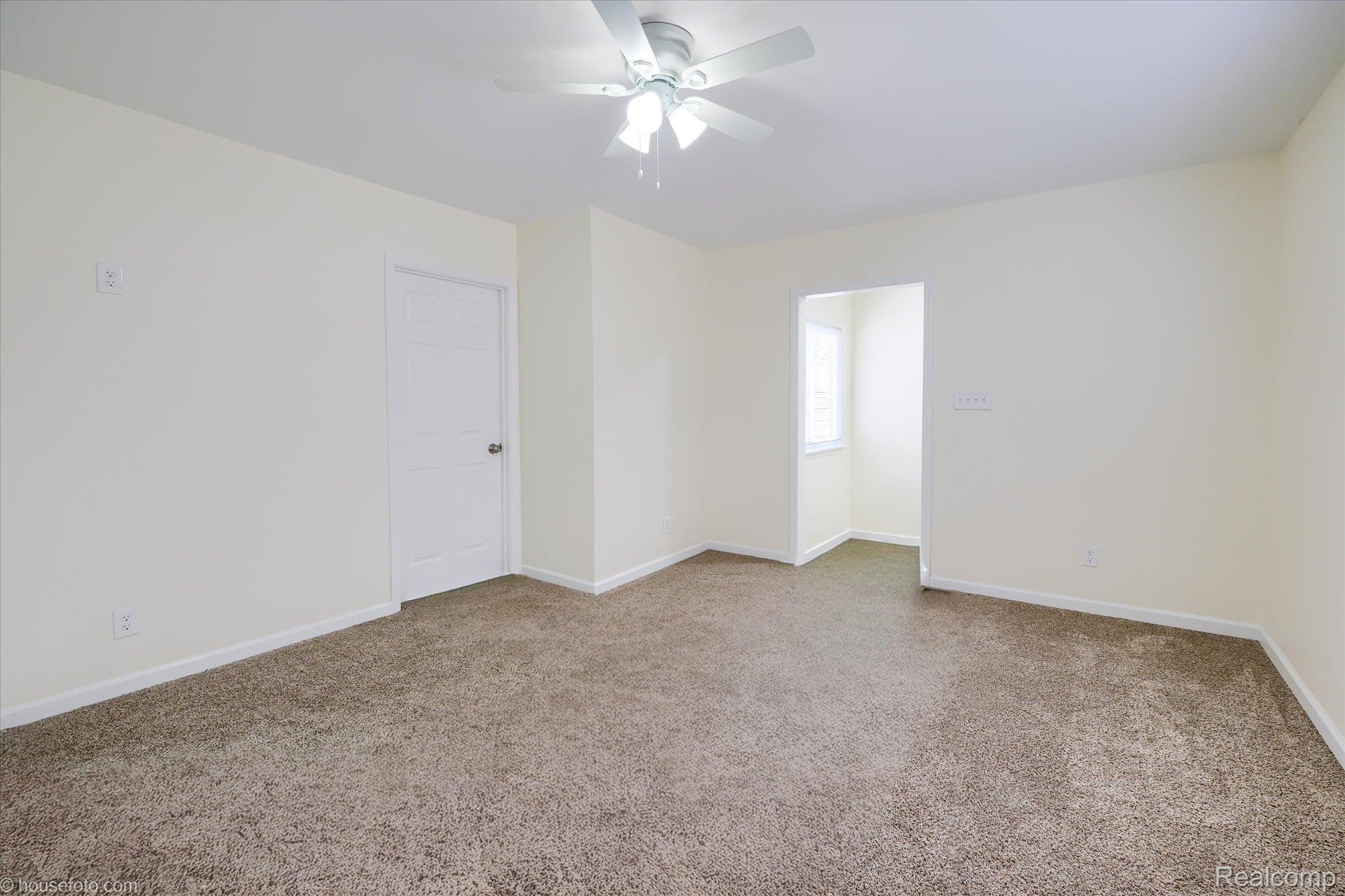 2127 Kenneth Street Property Photo 41