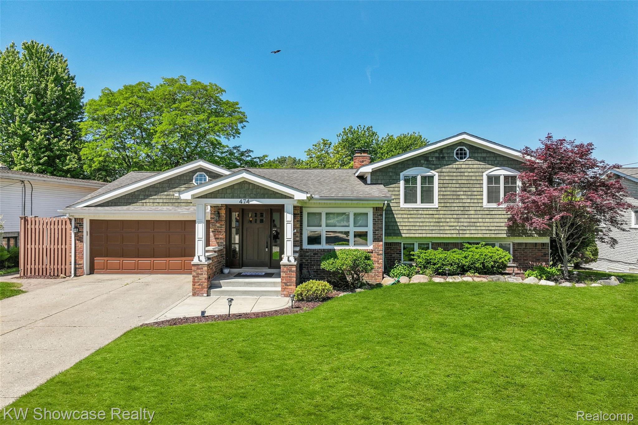 474 Beverly Island Drive Property Photo 1