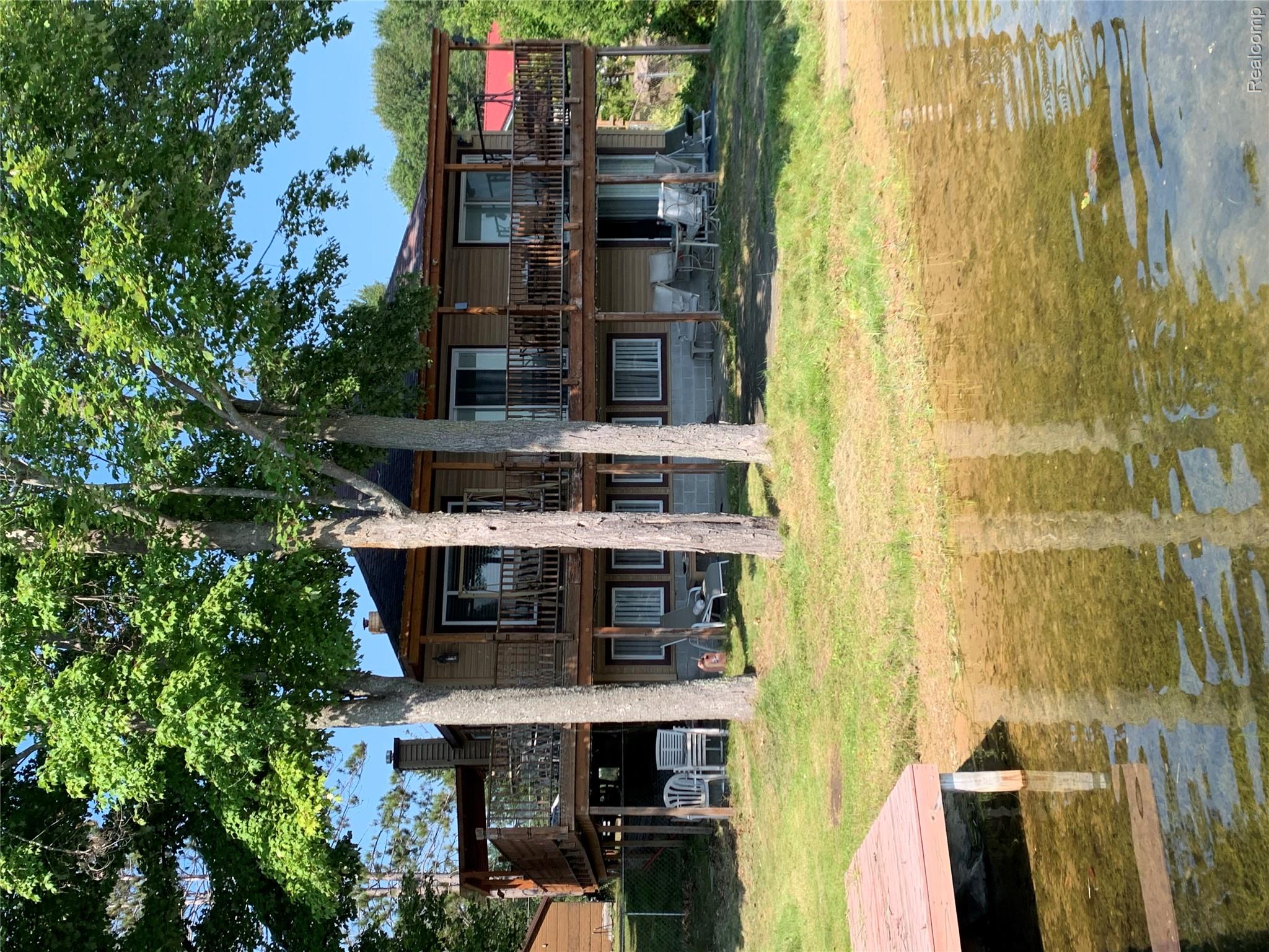 5207 Lucinda Drive Property Photo 1