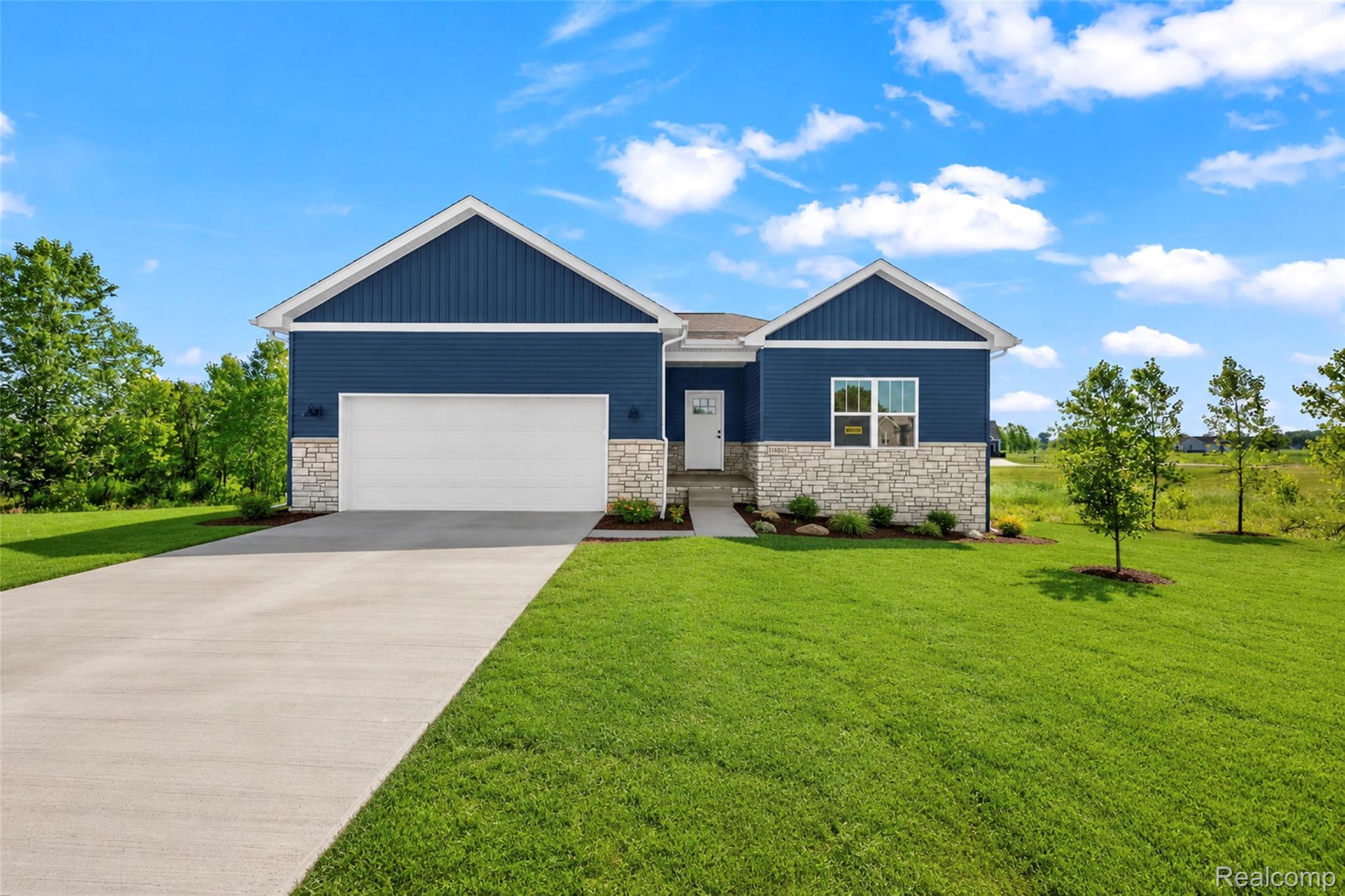 10020 Santa Lucia Court Property Photo 1