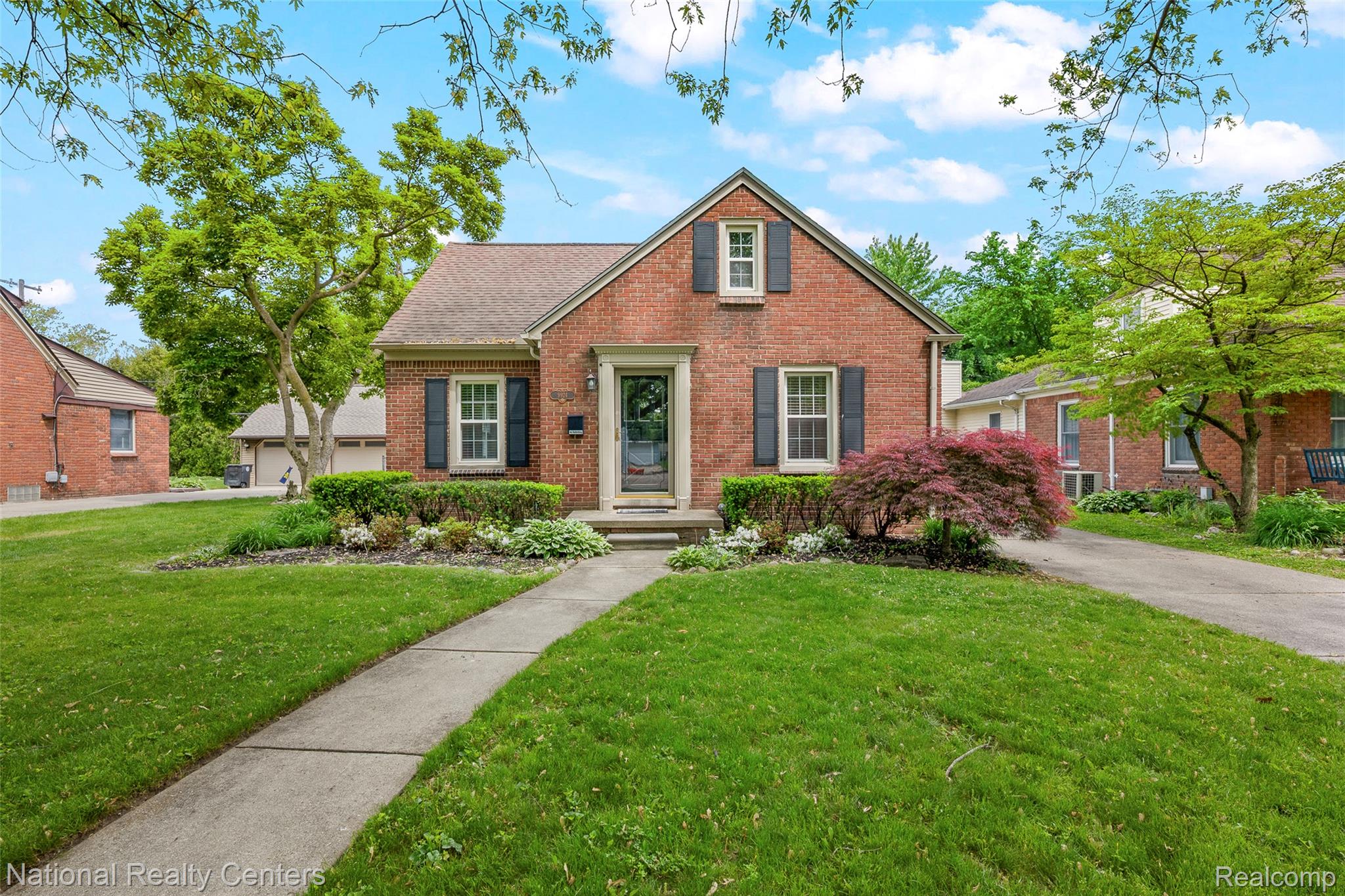 9924 Arden Street Property Photo 1