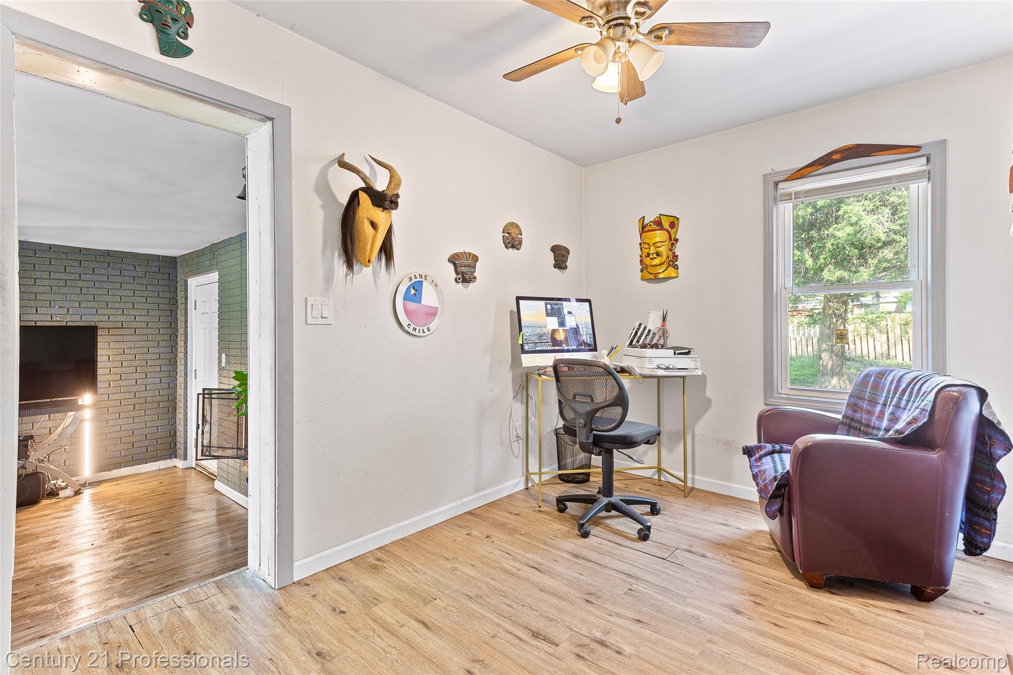3231 Spruce Street Property Photo 8