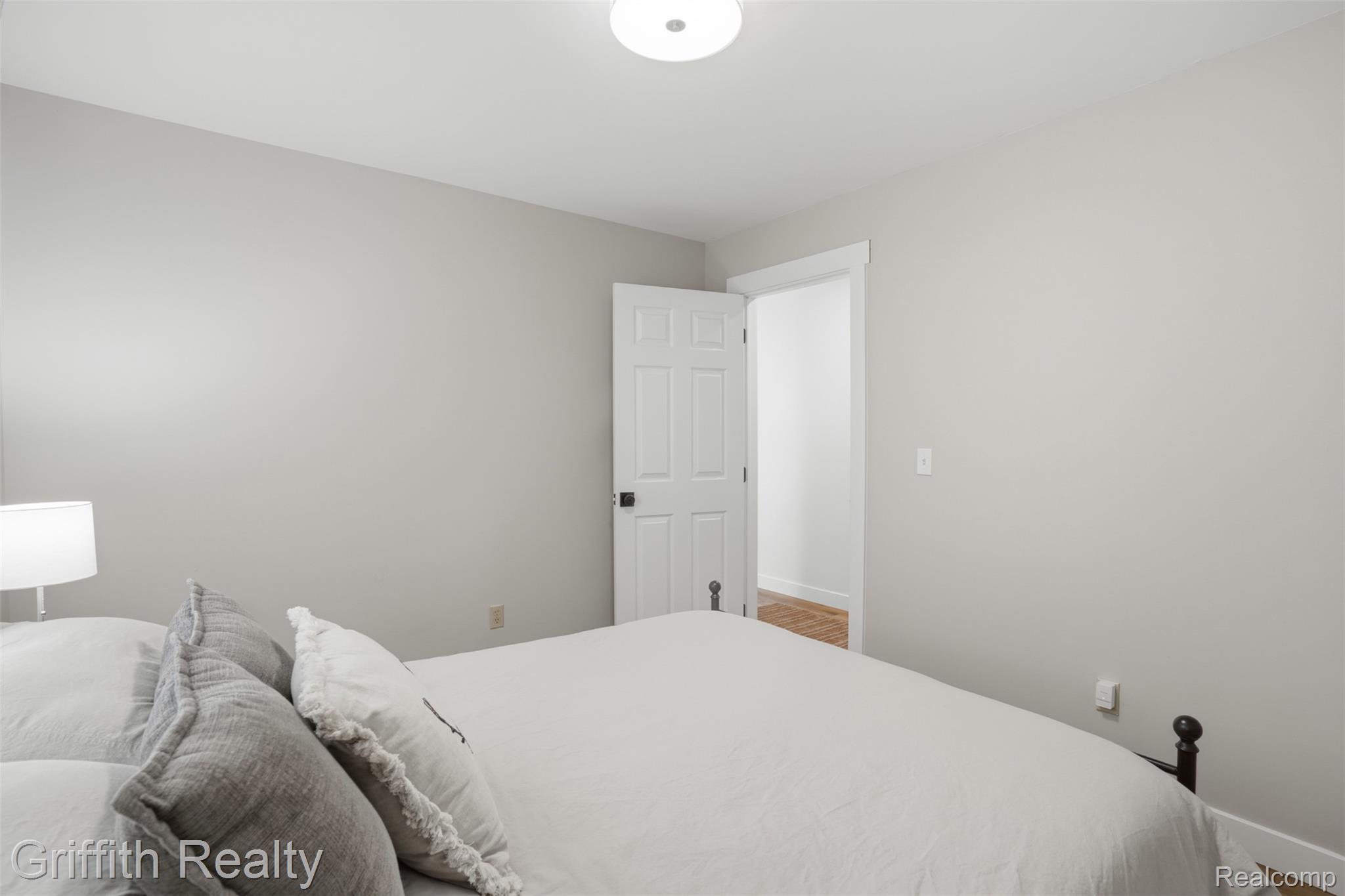 10232 Spencer Road Property Photo 20