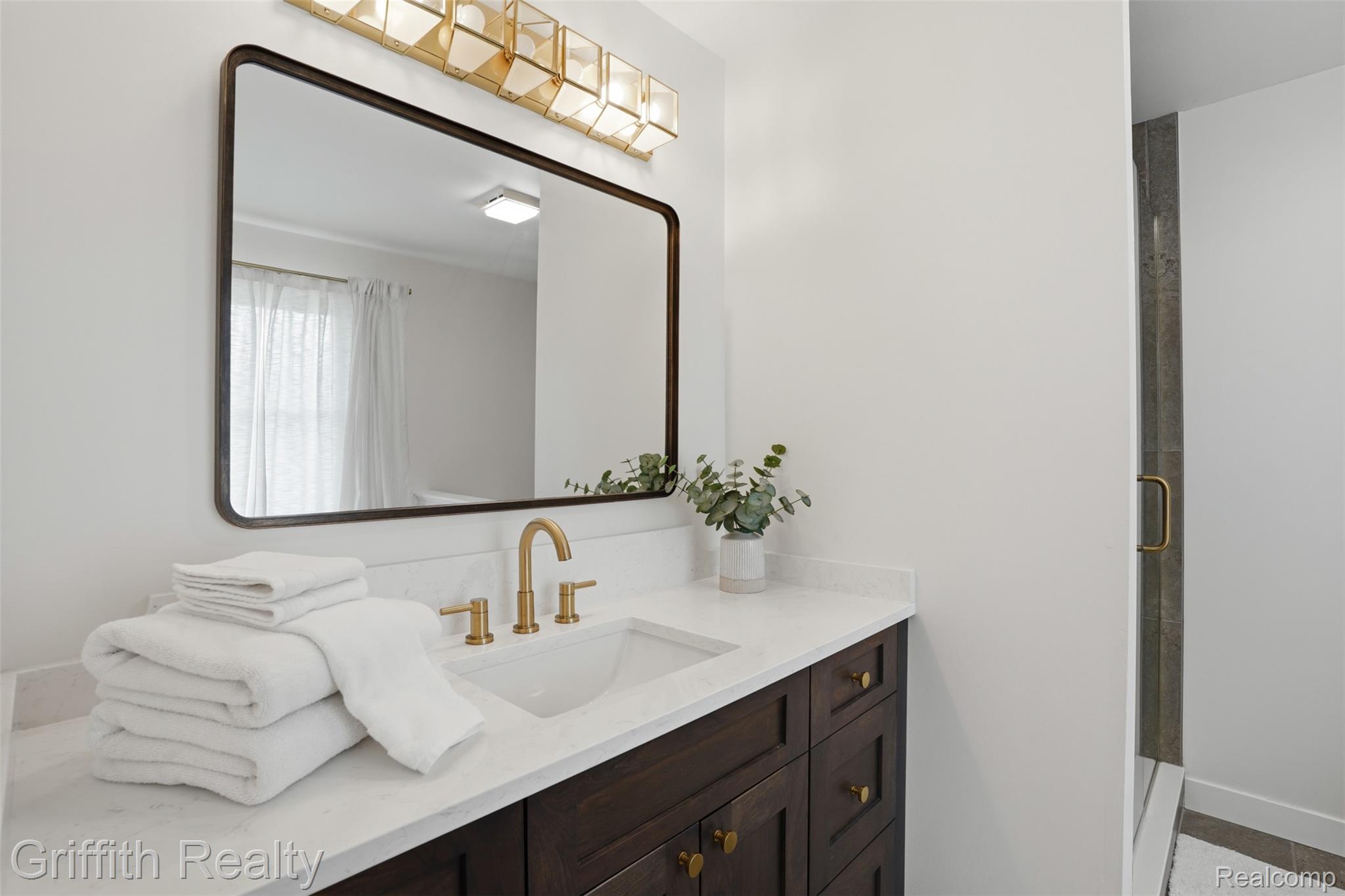 10232 Spencer Road Property Photo 27