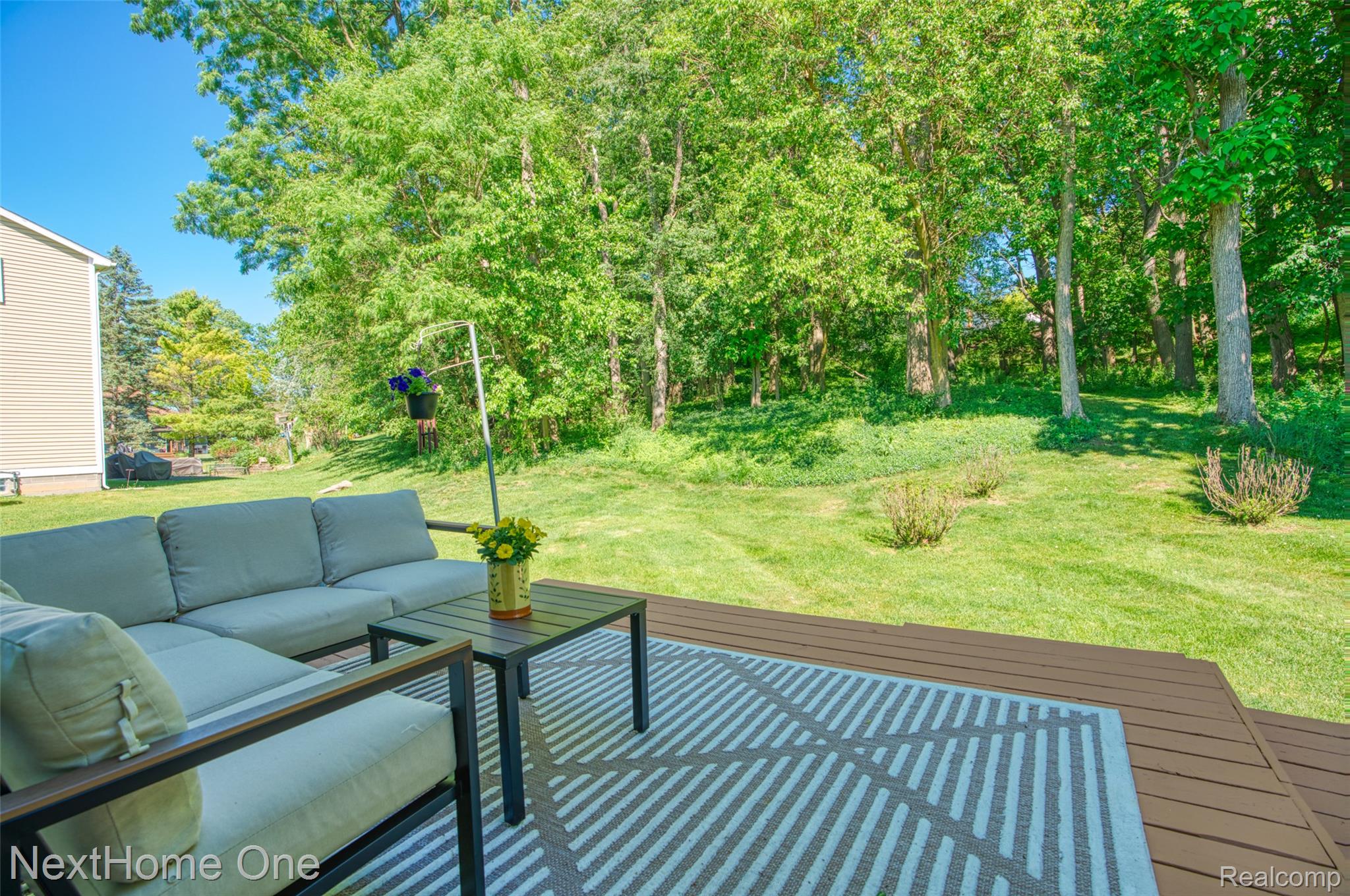 6448 Grand Circle Drive Property Photo 6