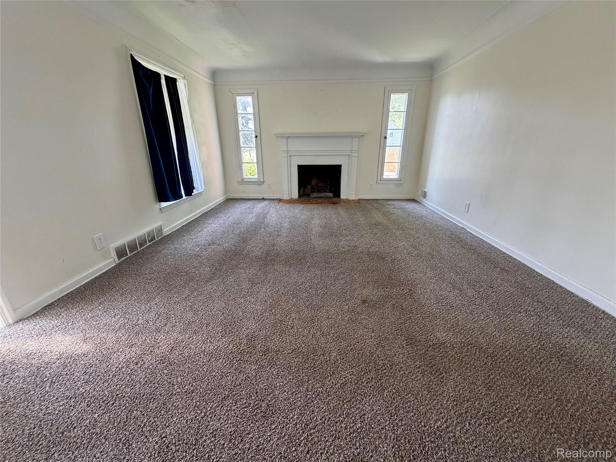 1601 N Ballenger Highway Property Photo 11