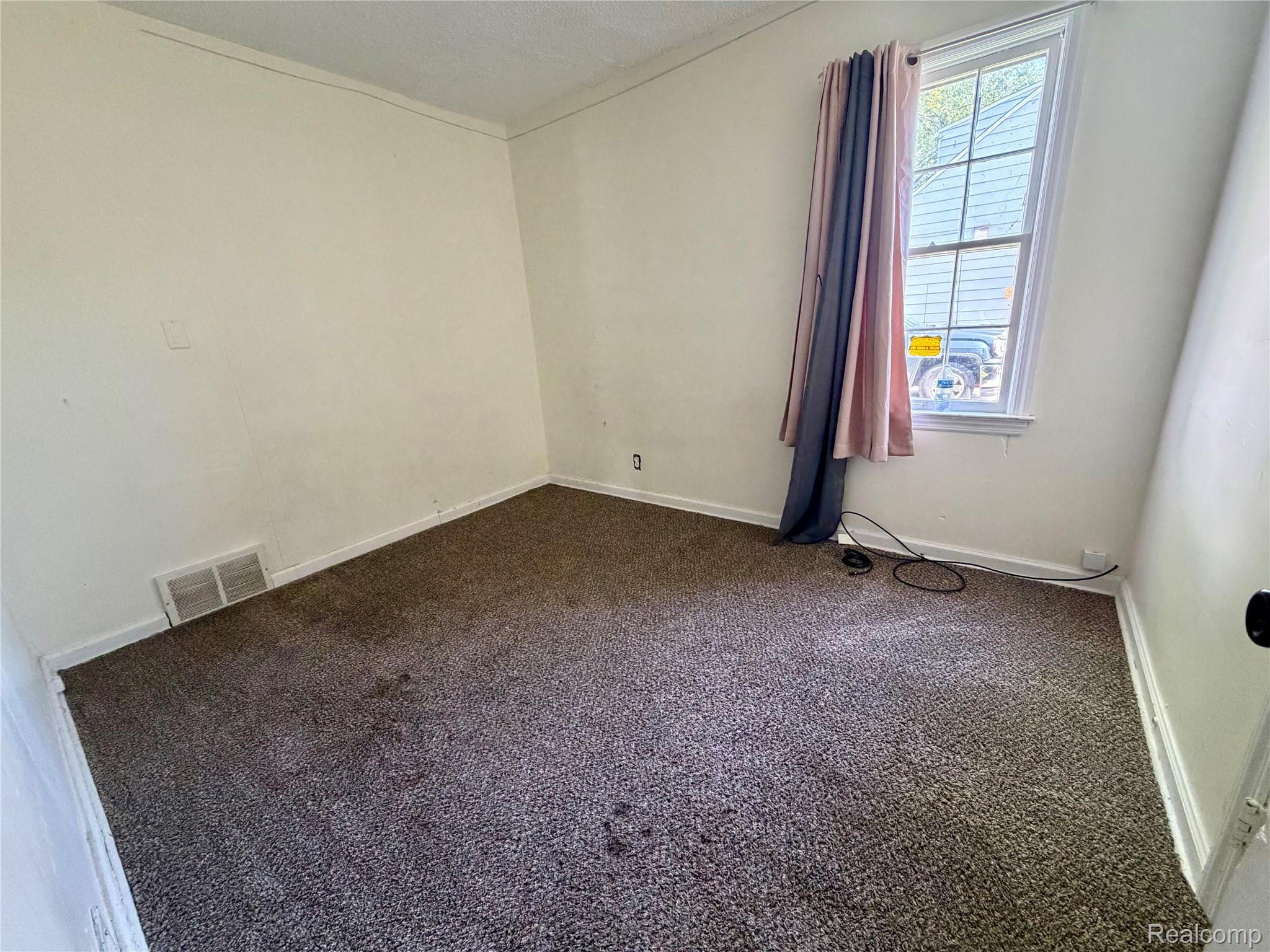 1601 N Ballenger Highway Property Photo 13
