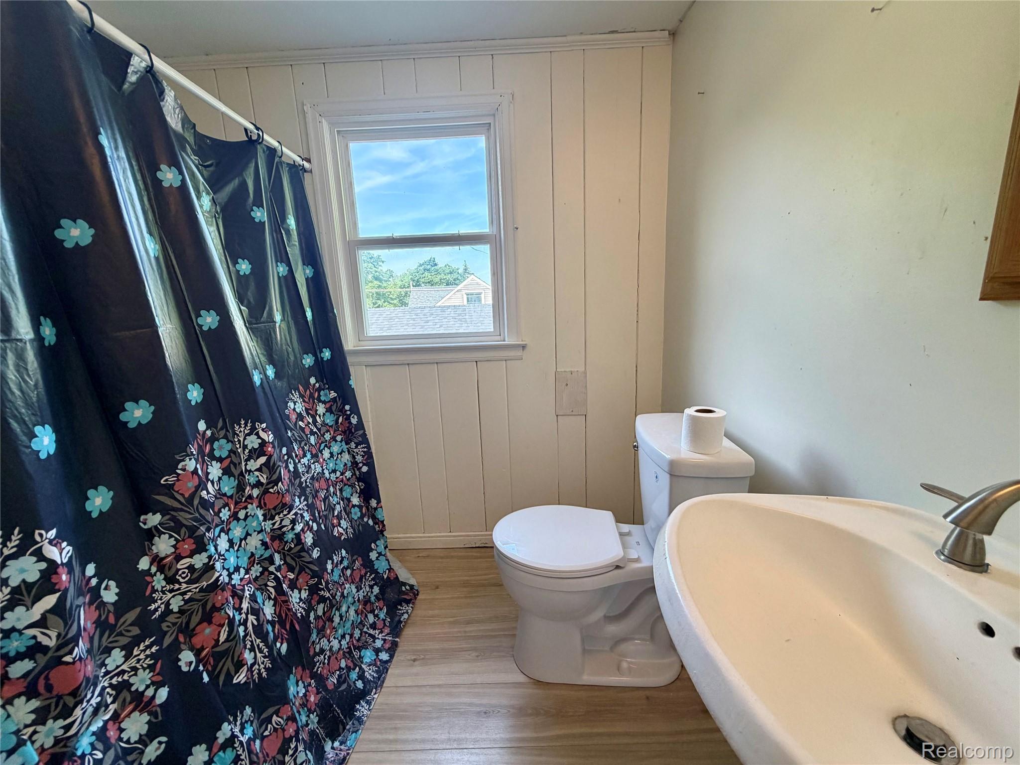 1601 N Ballenger Highway Property Photo 20