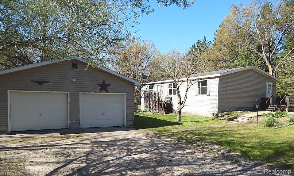 2389 W Maplehurst Drive Property Photo 2