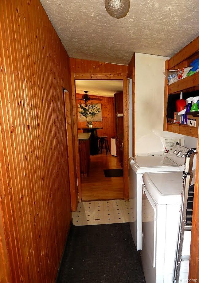 2389 W Maplehurst Drive Property Photo 6