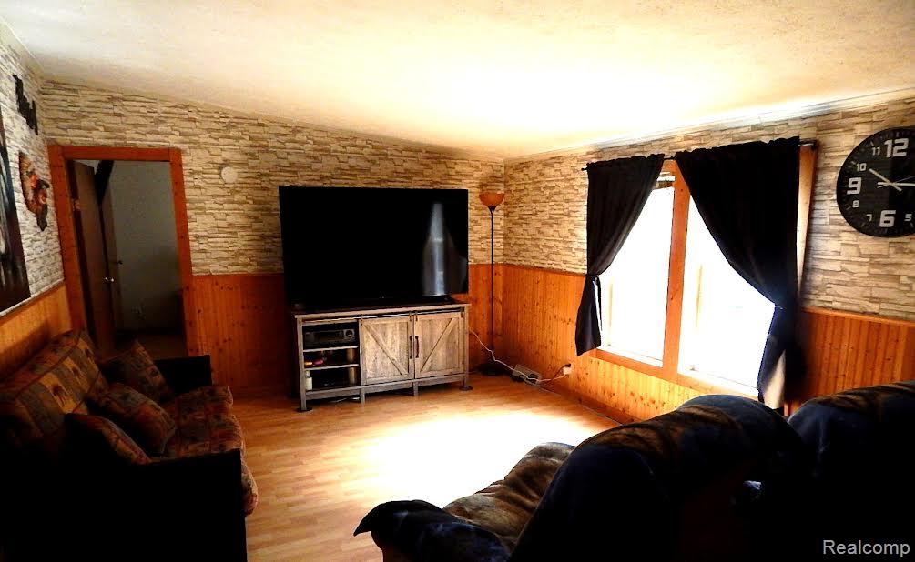 2389 W Maplehurst Drive Property Photo 14