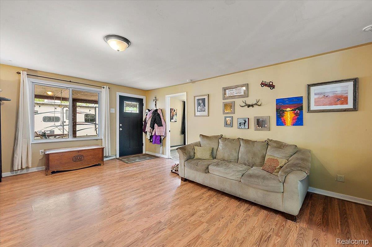 3915 Fruit Street Property Photo 11