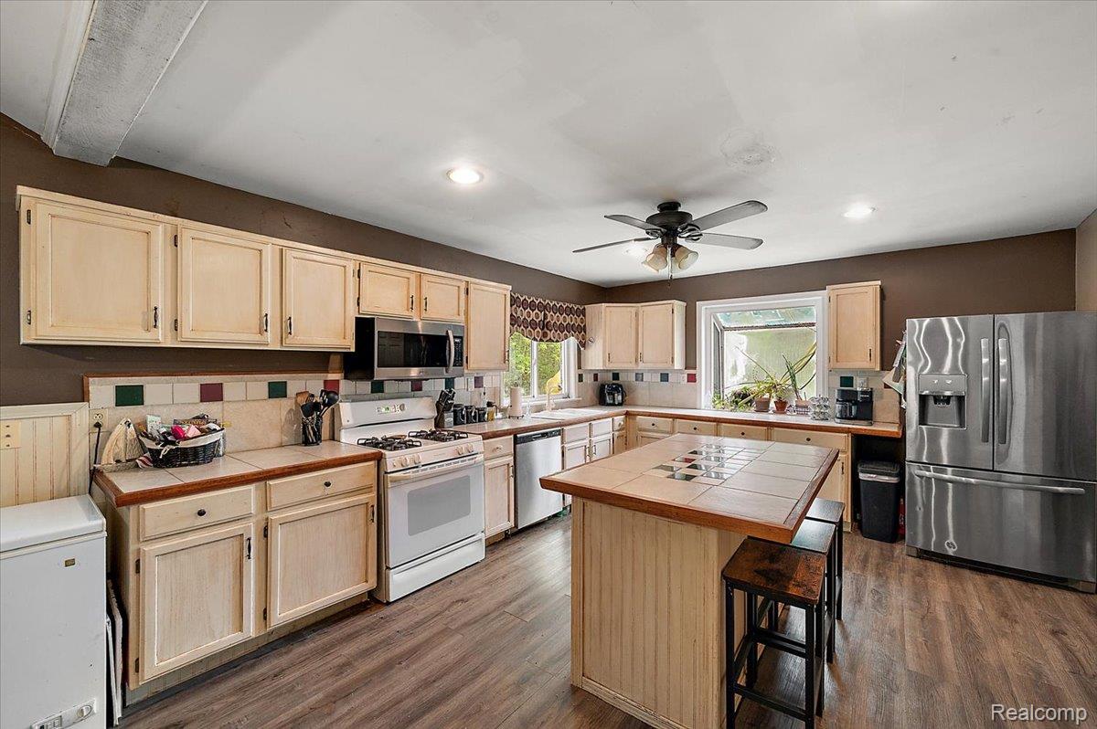 3915 Fruit Street Property Photo 18