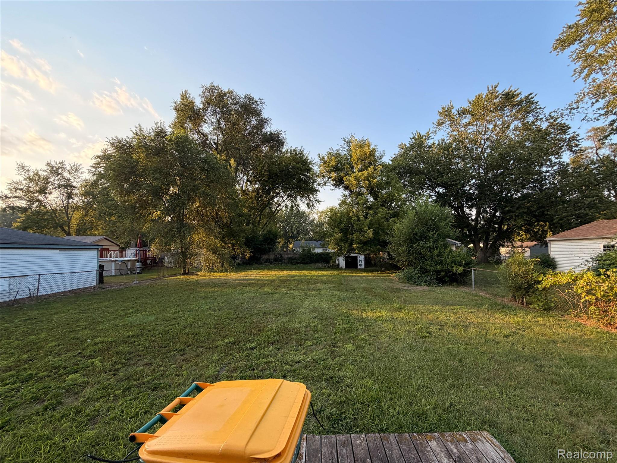 28472 Greenview Street Property Photo 20