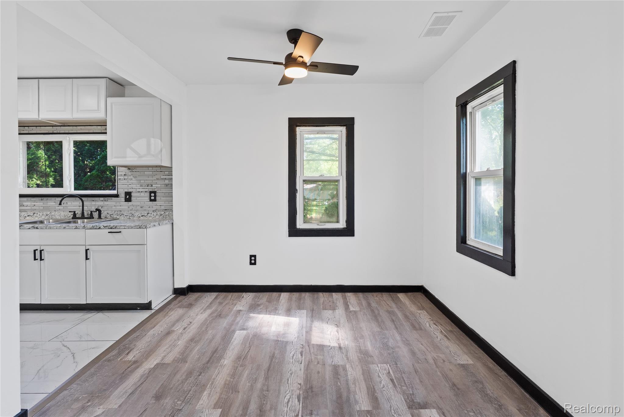 8053 Leadley Avenue Property Photo 8