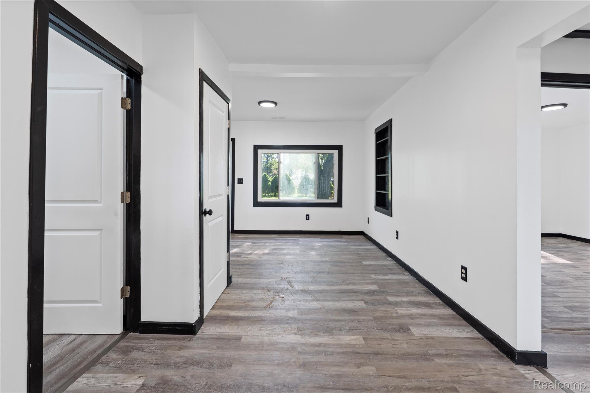 8053 Leadley Avenue Property Photo 11